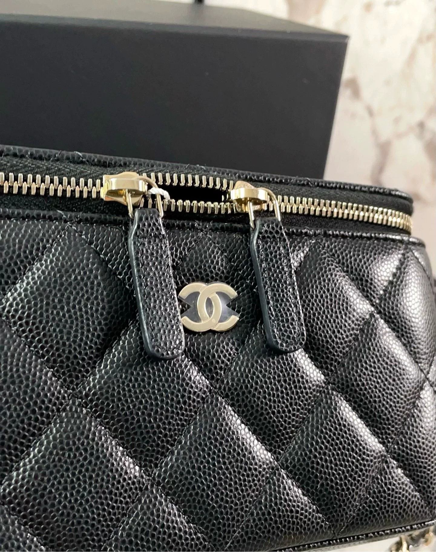 Chanel Pre-loved Bag Very good condition Size ONE SIZE - 7 Thumbnail