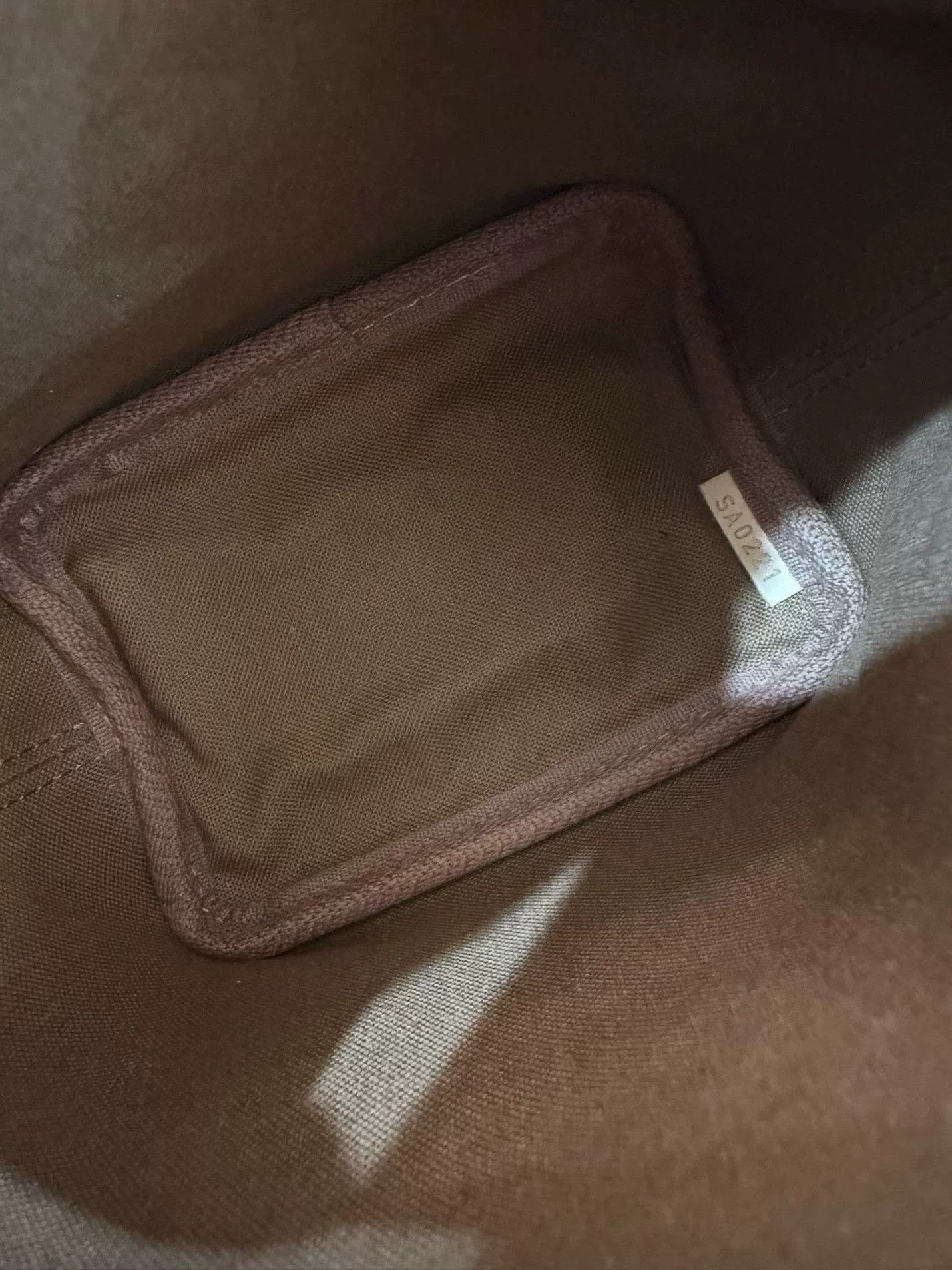 Louis Vuitton Pre-loved Bag Very good condition Size ONE SIZE - 6 Thumbnail