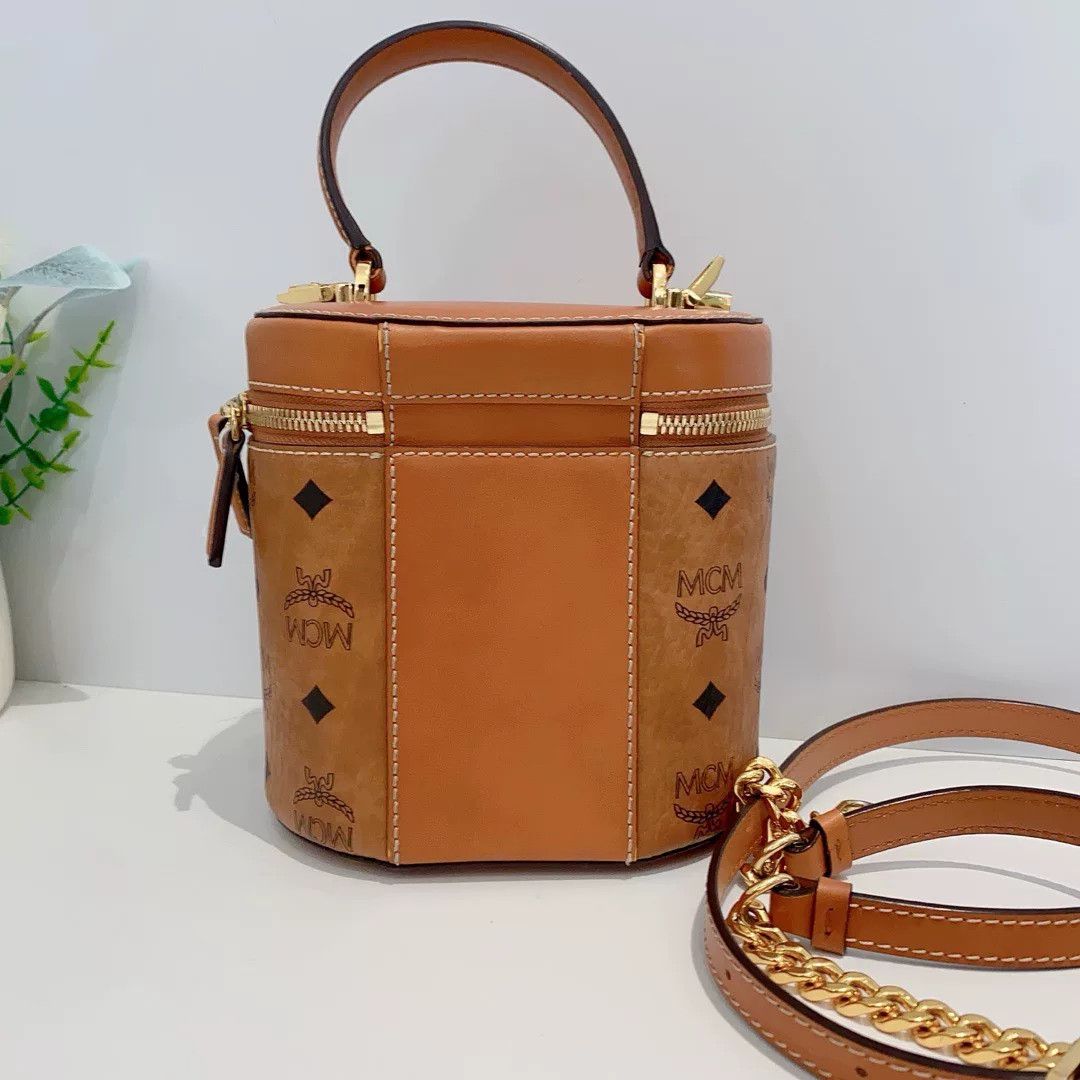 MCM Pre-loved Bag Very good condition Size ONE SIZE - 2 Thumbnail