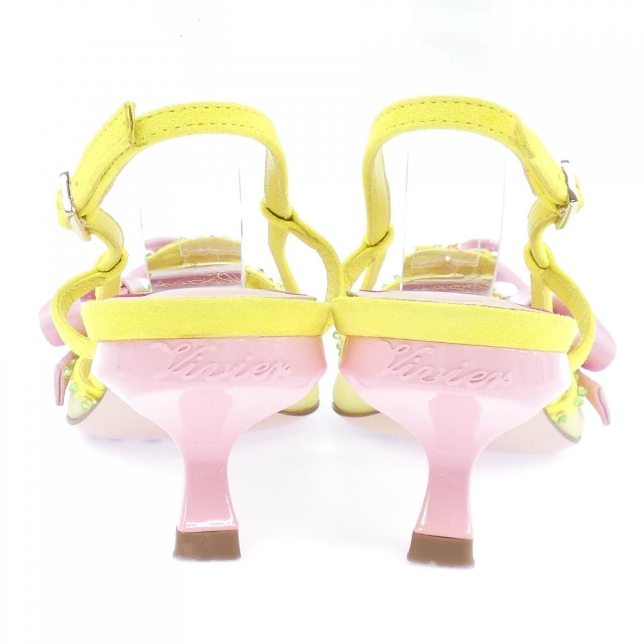 Roger Vivier Roger Vivier Roger Vivier Leather Pumps Others Shoes DUTY FREE for USA Size ONE SIZE - 5 Thumbnail