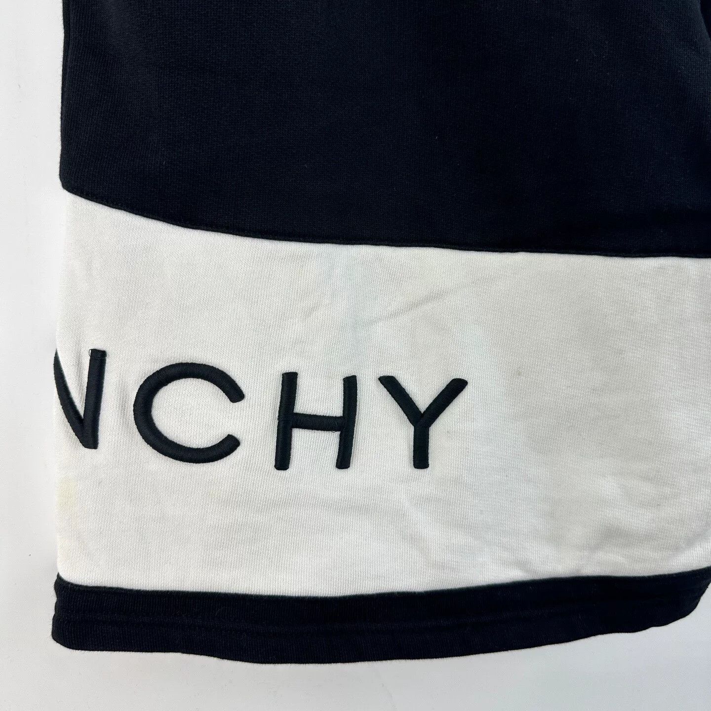 Givenchy Givenchy Black White Logo Sport Shorts Size US 26 / EU 42 - 7 Thumbnail