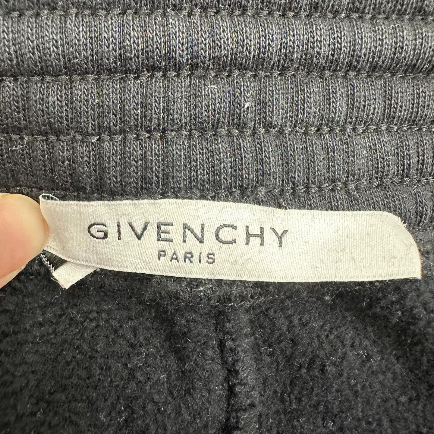 Givenchy Givenchy Black White Logo Sport Shorts Size US 26 / EU 42 - 4 Thumbnail