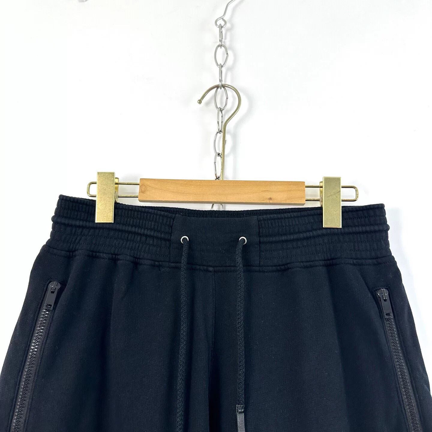 Givenchy Givenchy Black White Logo Sport Shorts Size US 26 / EU 42 - 3 Thumbnail