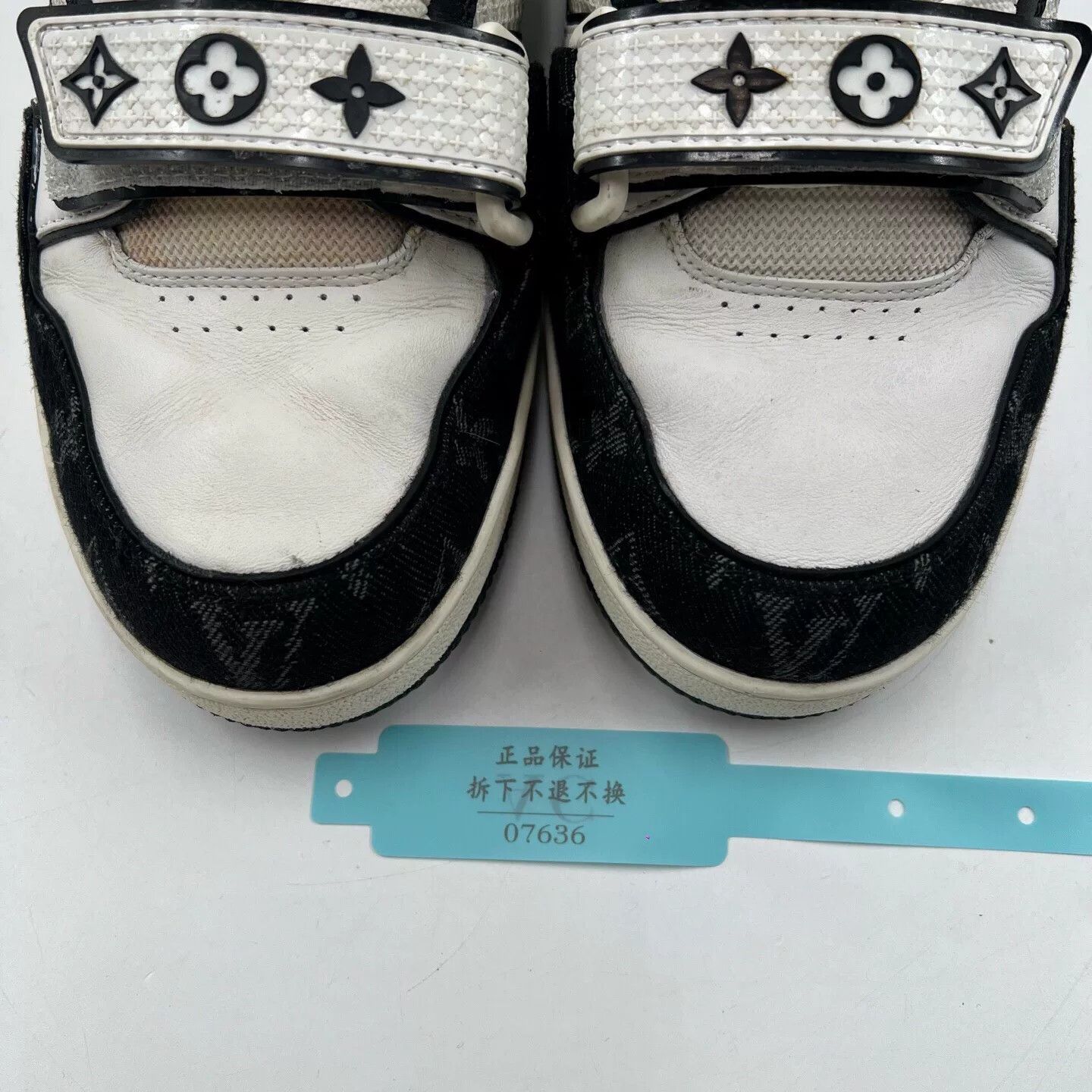 Louis Vuitton Louis Vuitton Velcro Trainer Sneakers Size US 6 / EU 39 - 9 Thumbnail