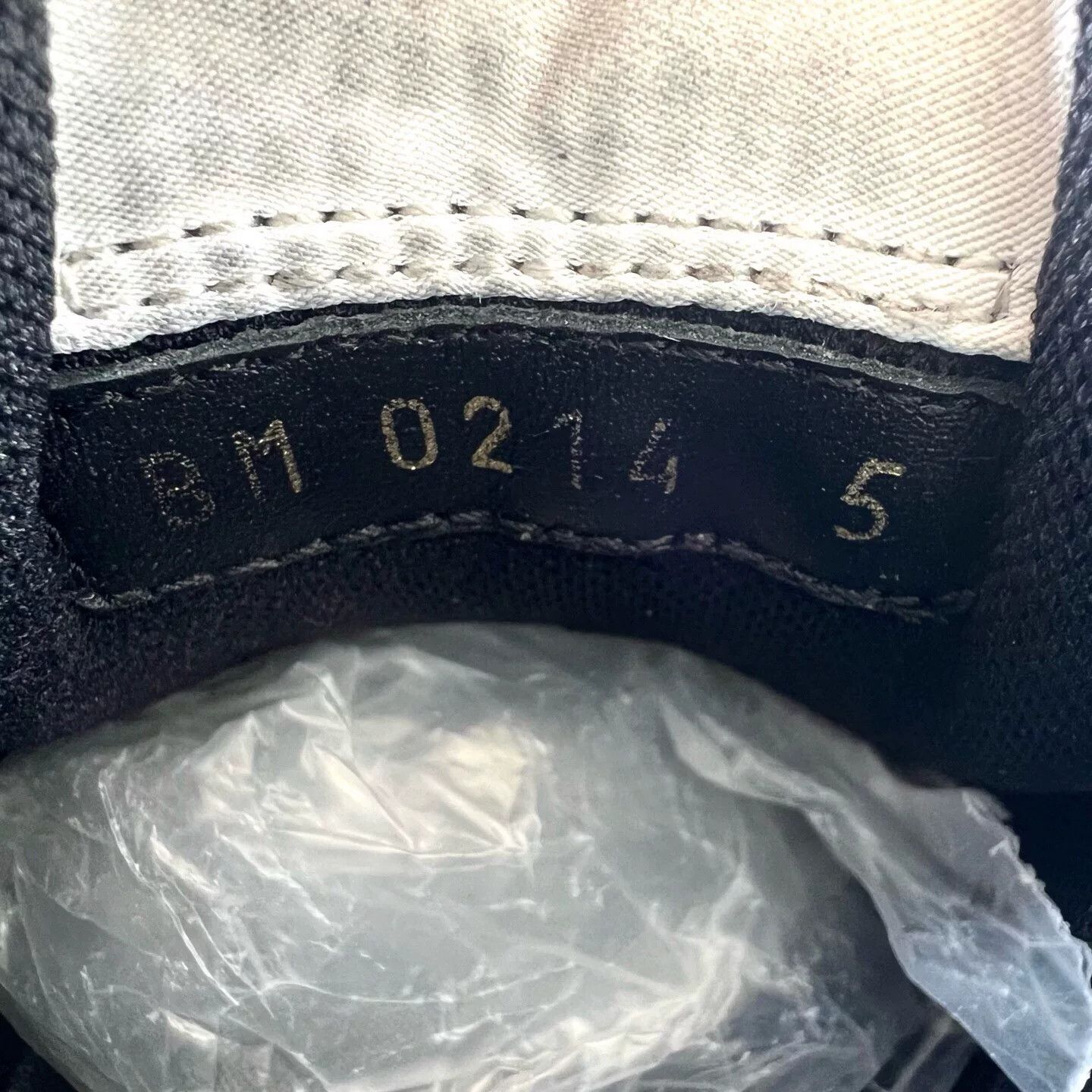 Louis Vuitton Louis Vuitton Velcro Trainer Sneakers Size US 6 / EU 39 - 3 Thumbnail
