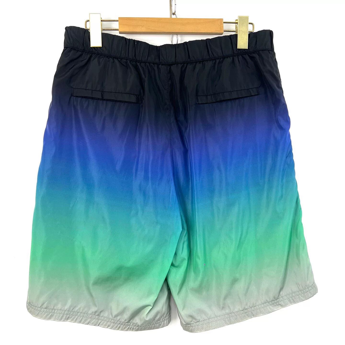 Givenchy Givenchy Men's Blue-Green Gradient Shorts Size US 34 / EU 50 - 2 Thumbnail