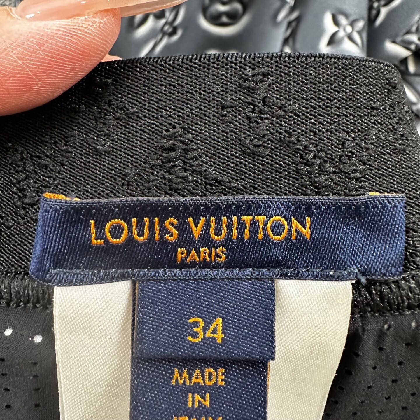 Louis Vuitton Louis Vuitton Gray Monogram Logo Yoga Pants Size 34" / US 12 / IT 48 - 4 Thumbnail