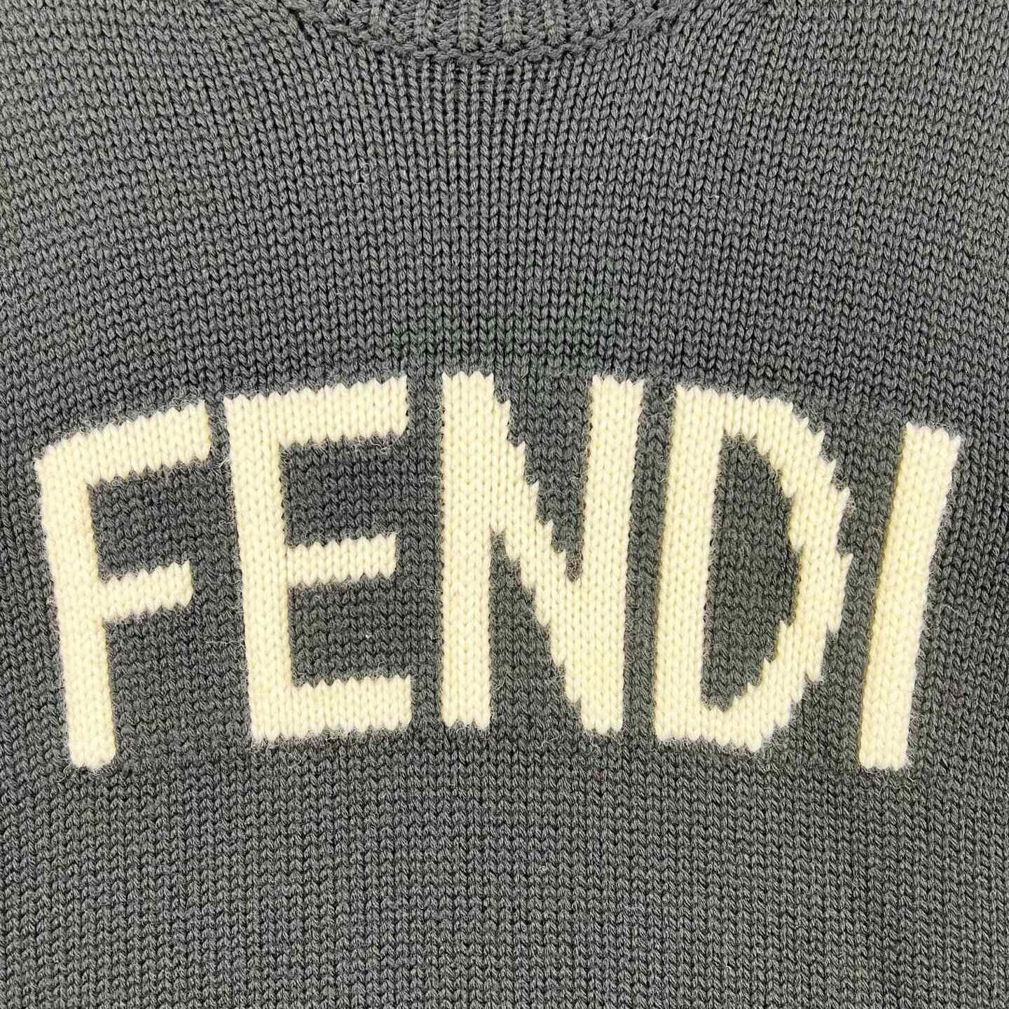 Fendi Fendi Black Logo Wool Knit Sweater Size US M / EU 48-50 / 2 - 5 Thumbnail