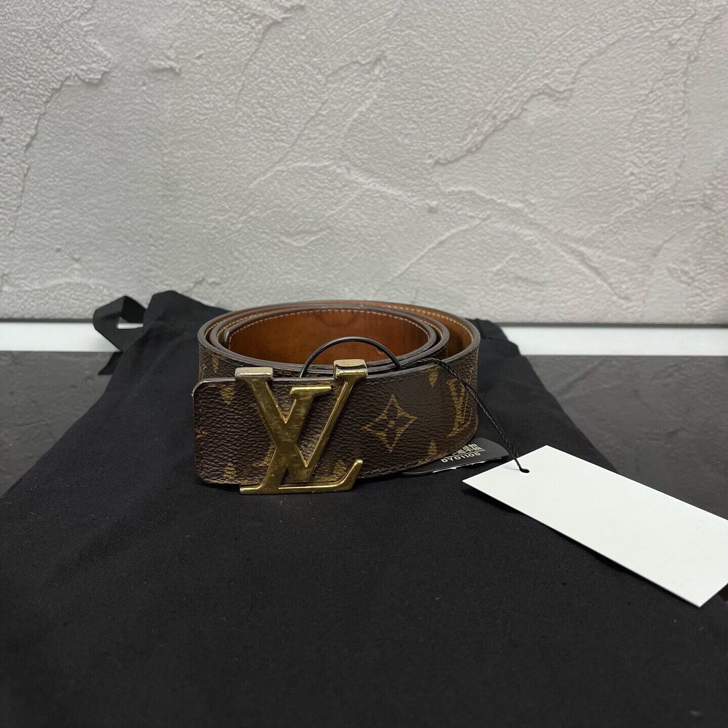 Louis Vuitton Louis Vuitton Monogram Gold Buckle Belt Size ONE SIZE - 2 Thumbnail