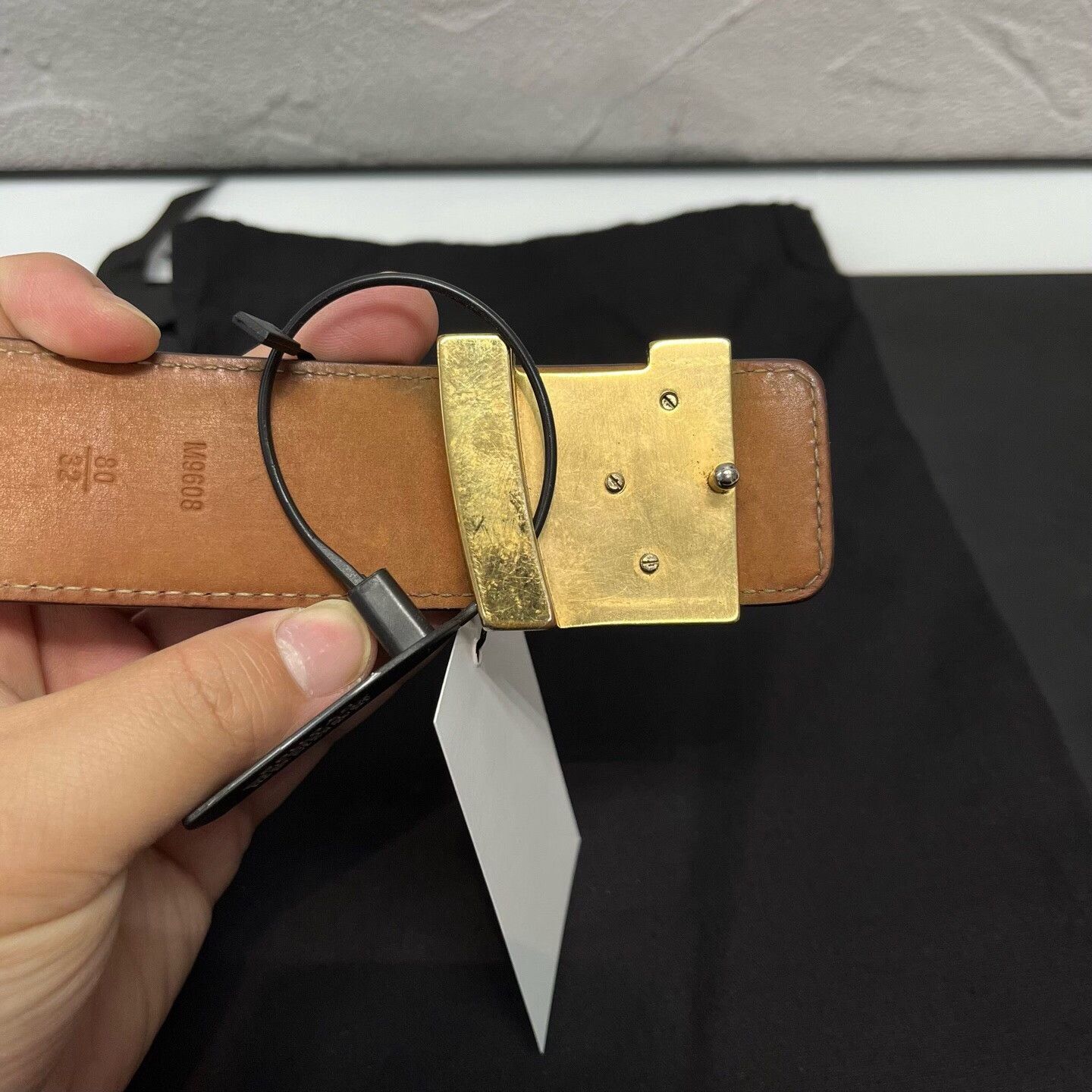Louis Vuitton Louis Vuitton Monogram Gold Buckle Belt Size ONE SIZE - 5 Thumbnail