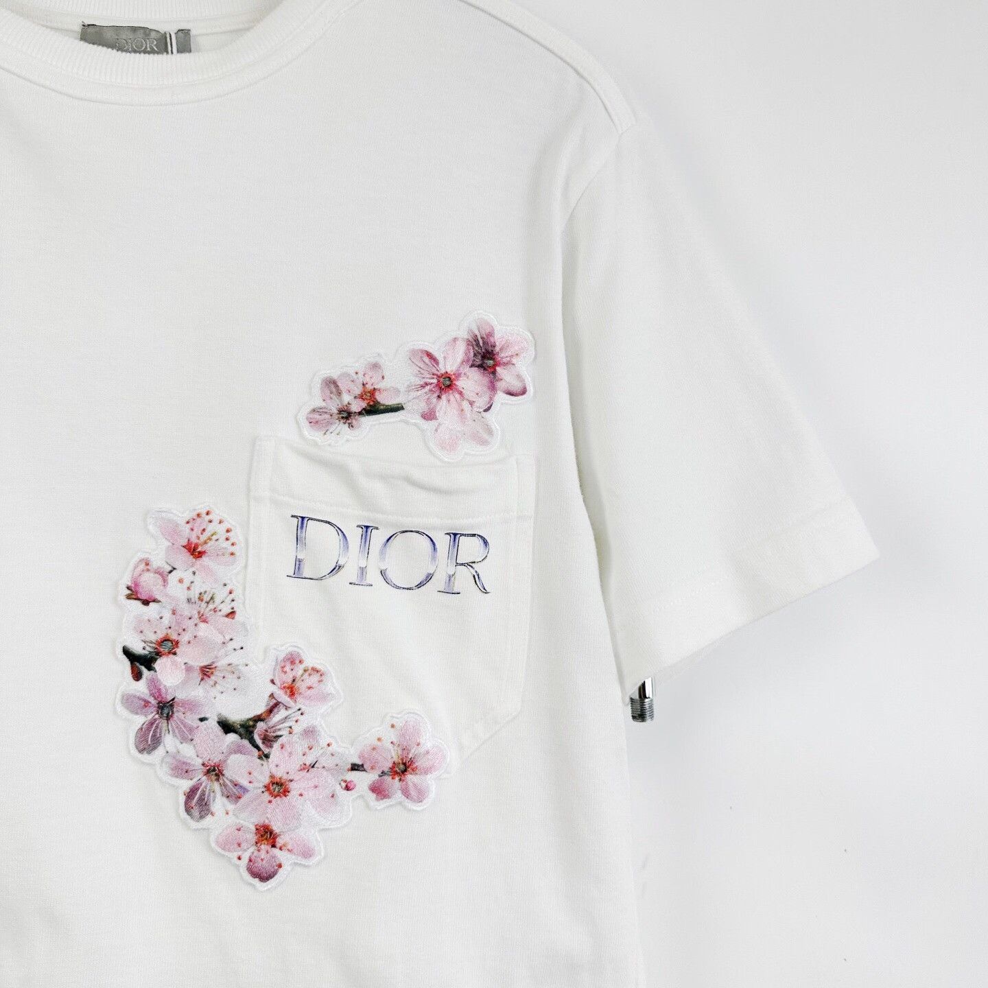 Dior Dior x Sorayabai Cherry Blossom Embroidered Tee Size XXS / US 00 / IT 34 - 4 Thumbnail