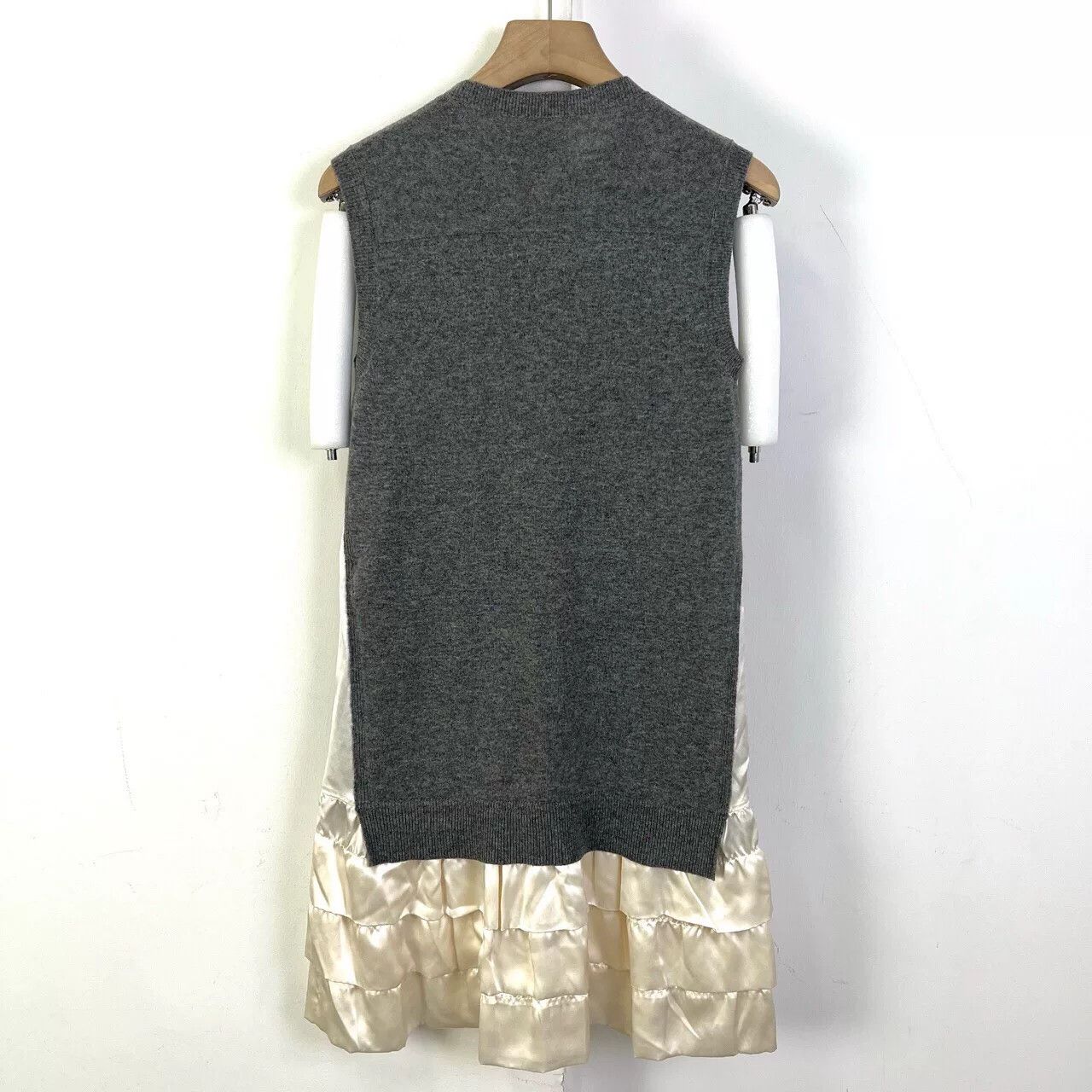 Louis Vuitton Louis Vuitton Sequin Sleeveless Knit Dress Size S / US 4 / IT 40 - 2 Thumbnail