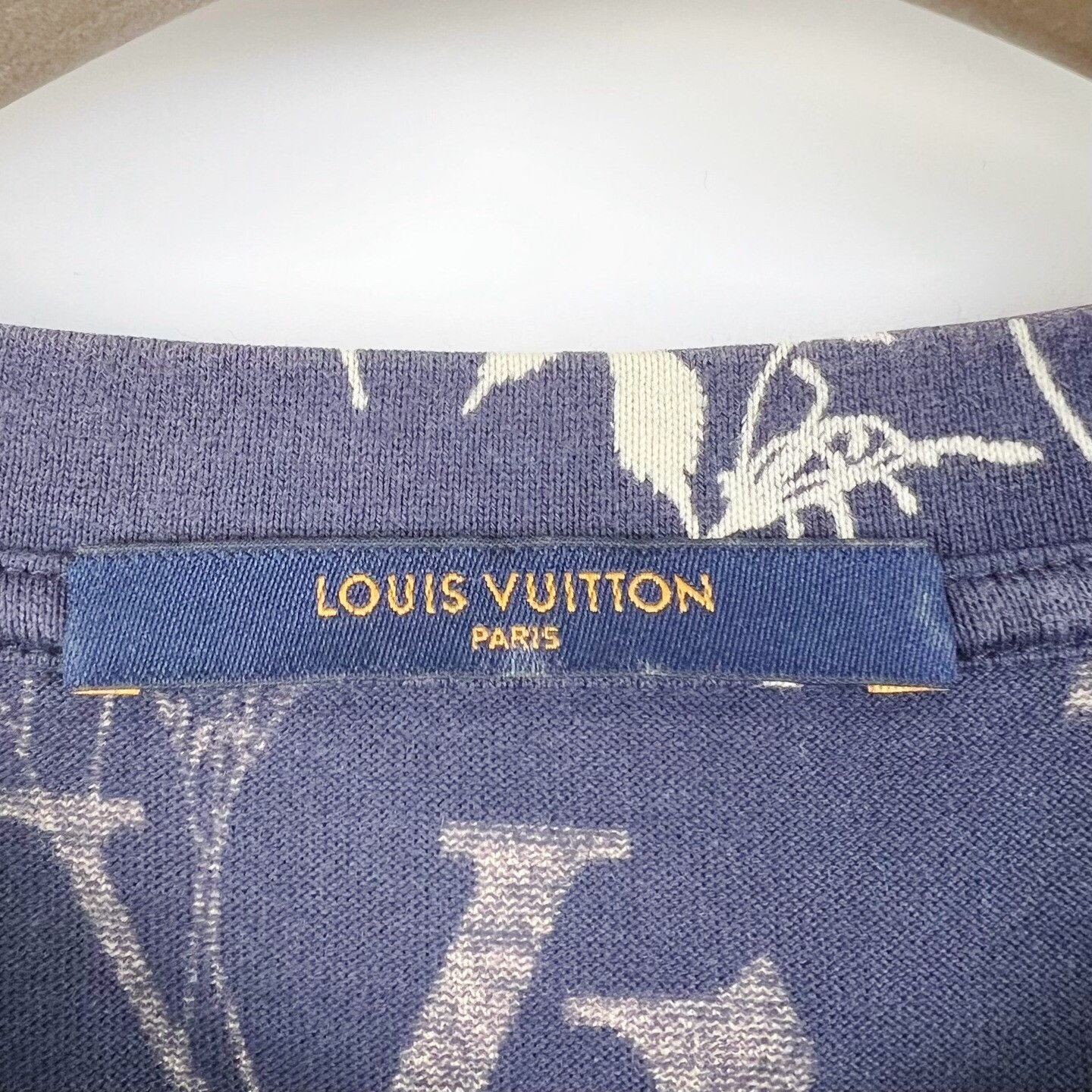 Louis Vuitton Louis Vuitton Letter Floral Print Round Neck T-shirt Size L / US 10 / IT 46 - 4 Thumbnail