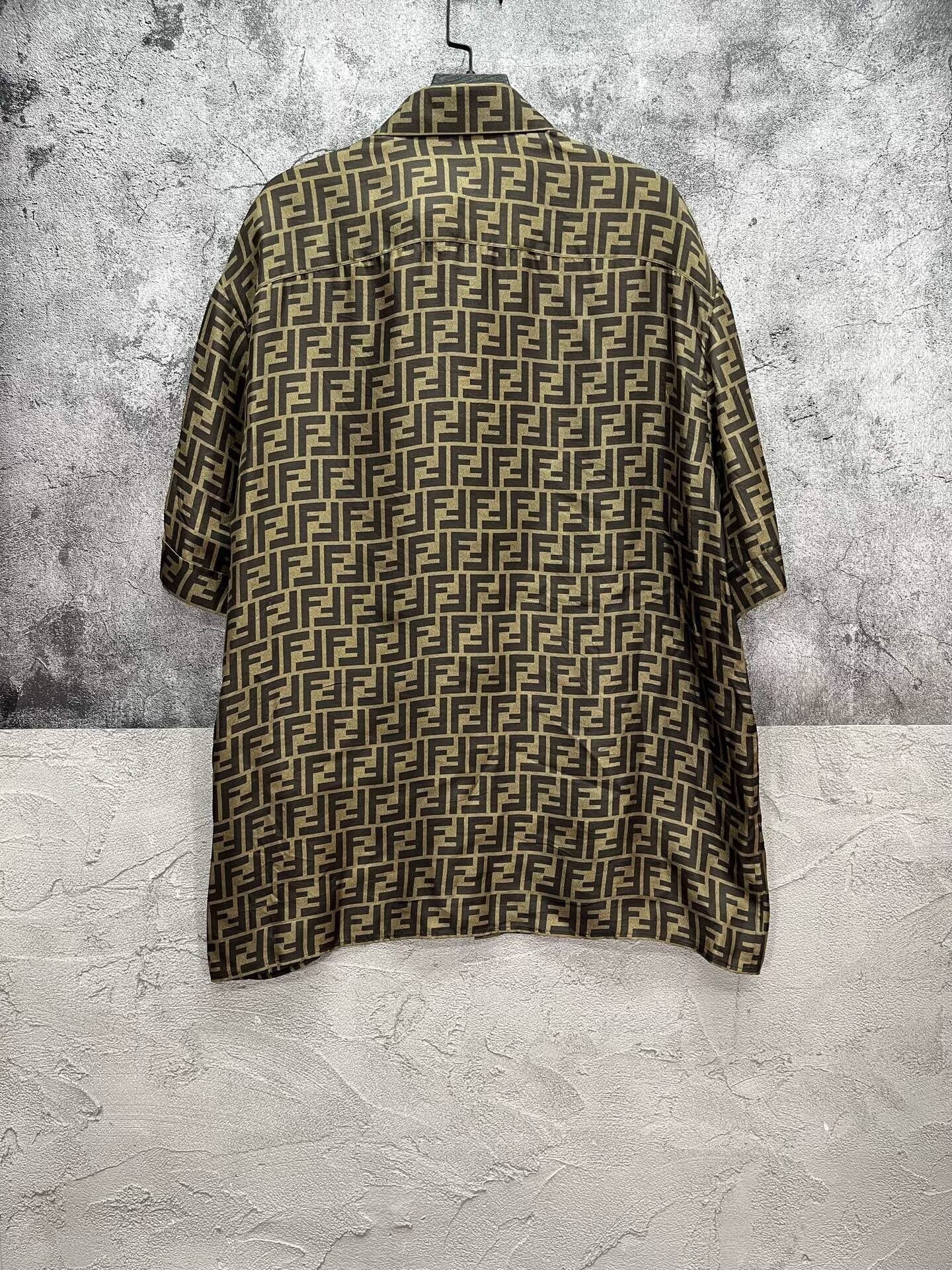Fendi FENDI Double F All-Over Print Silk Short-Sleeve Shirt Size US XXS / EU 40 - 2 Thumbnail