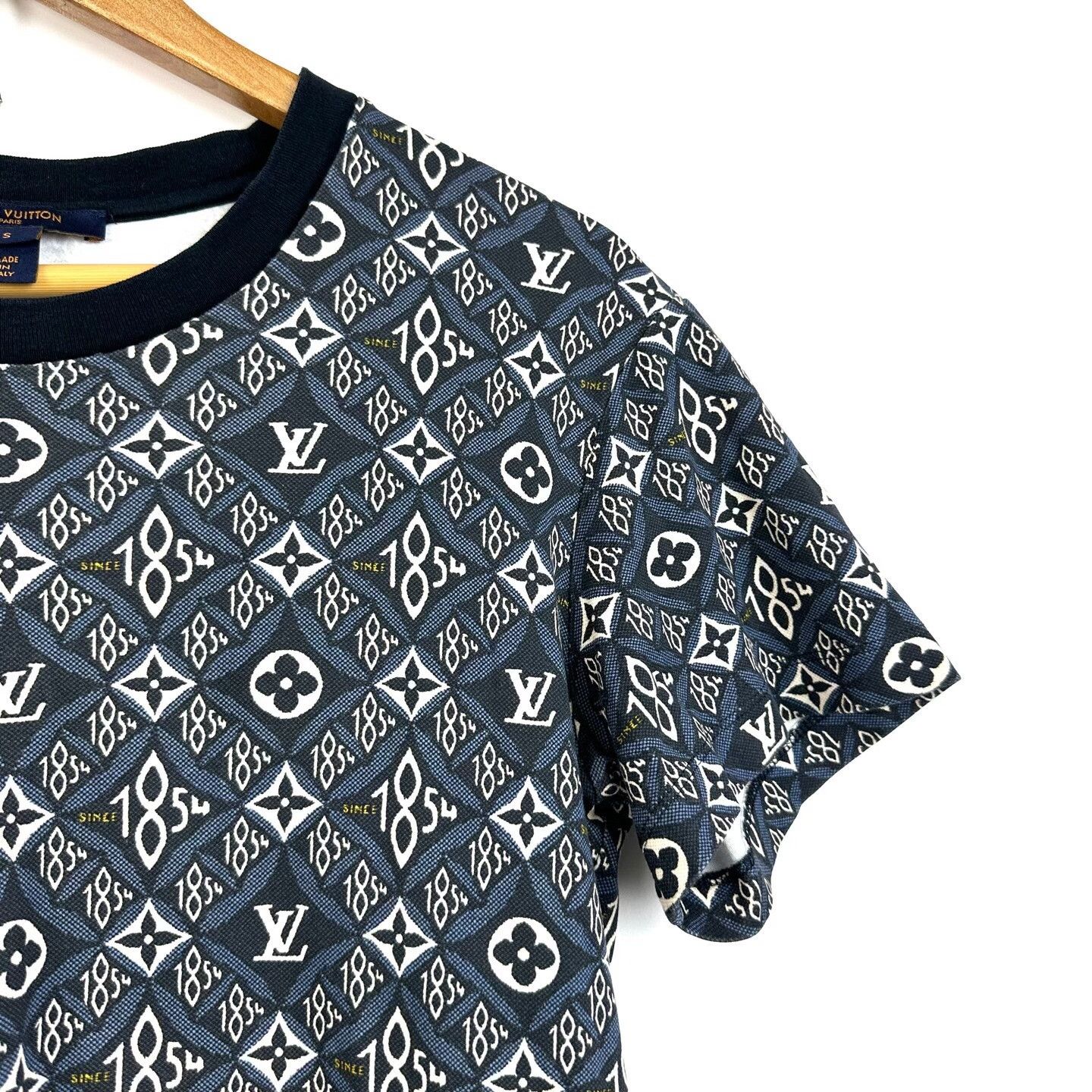 Louis Vuitton Louis Vuitton 1854 Logo Print Short Sleeve Size US S / EU 44-46 / 1 - 5 Thumbnail