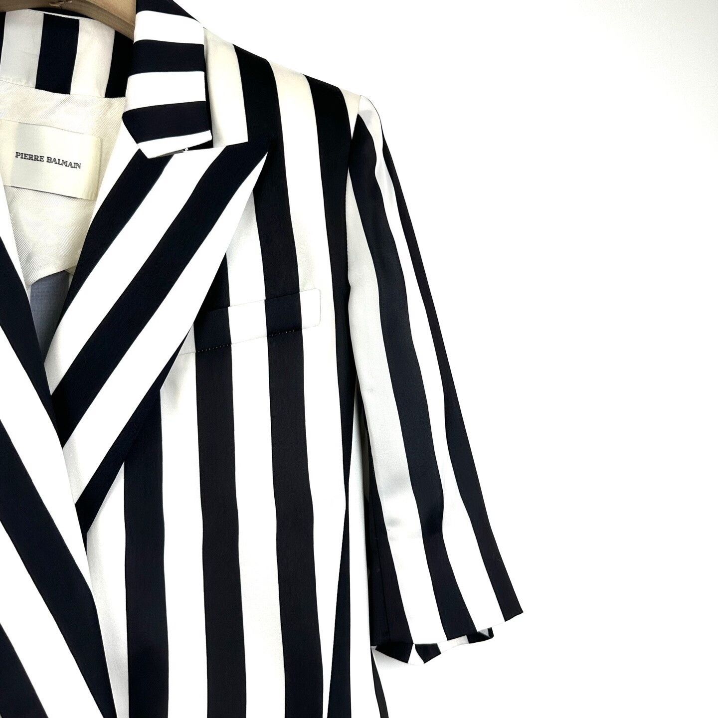 Pierre Balmain Pierre Balmain Women's Black White Stripe Blazer Size XS / US 0-2 / IT 36-38 - 5 Thumbnail