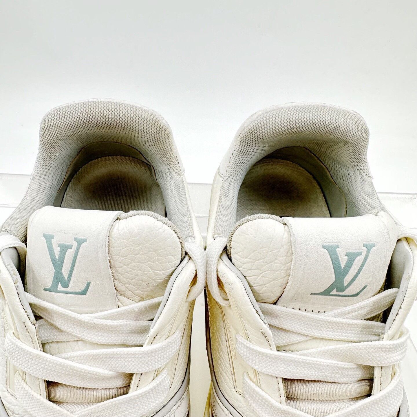 Louis Vuitton Louis Vuitton LV Trainer White Cement Size US 6 / IT 36 - 5 Thumbnail