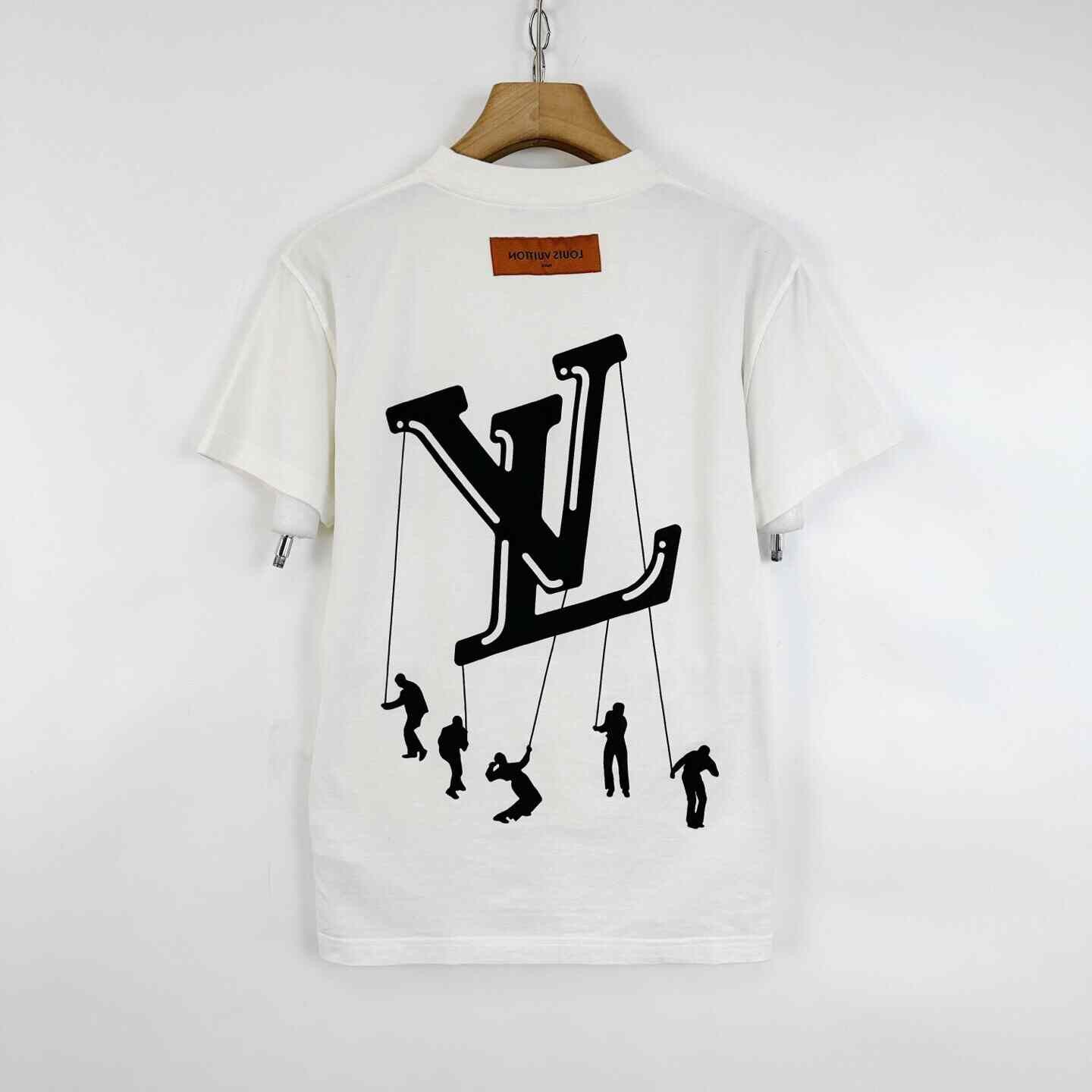 Louis Vuitton Louis Vuitton White Printed Paratrooper T-Shirt Size US XS / EU 42 / 0 - 2 Thumbnail