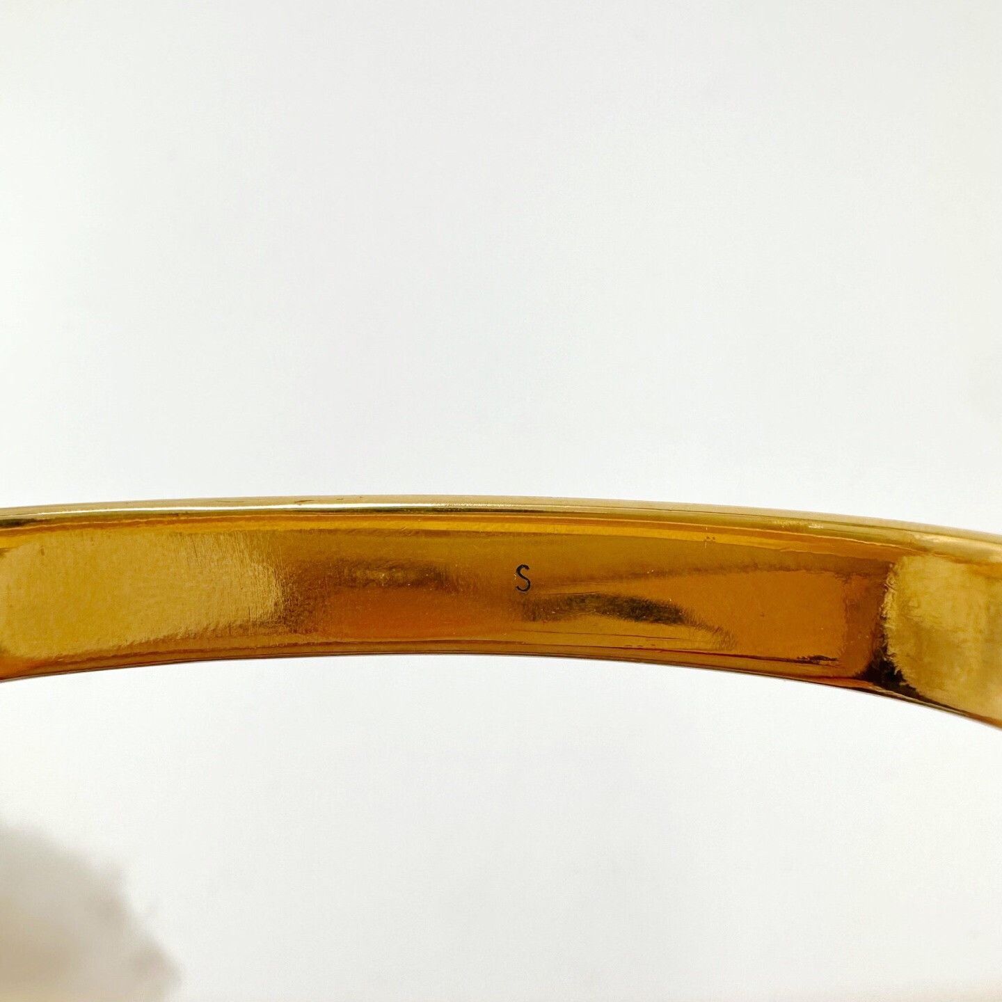 Louis Vuitton Louis Vuitton Engraved Diamond Bracelet Size ONE SIZE - 7 Thumbnail