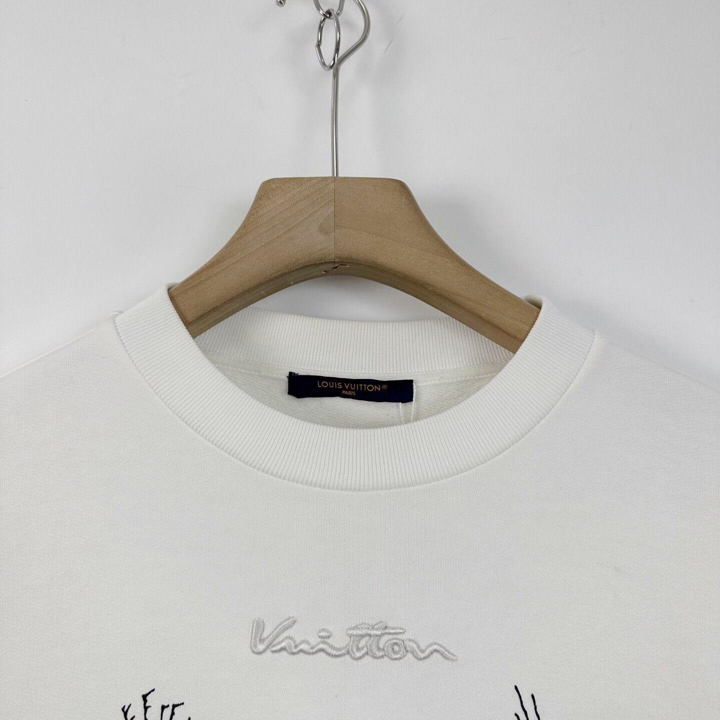 Louis Vuitton Louis Vuitton Embroidered Logo Graffiti Sweatshirt Size US M / EU 48-50 / 2 - 3 Thumbnail