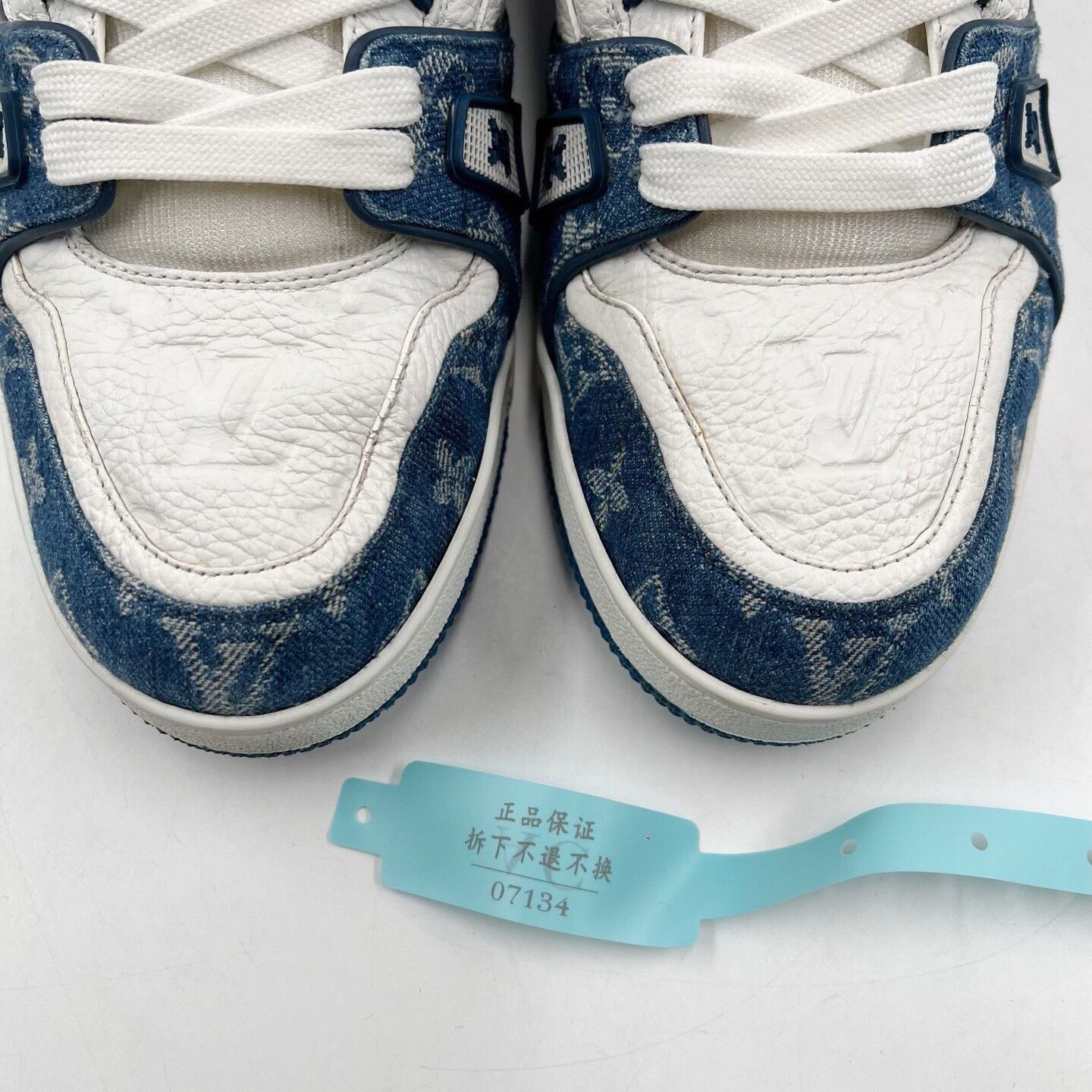 Louis Vuitton Louis Vuitton Trainer Leather Low-Top Sneakers Size US 10.5 / EU 43-44 - 9 Thumbnail