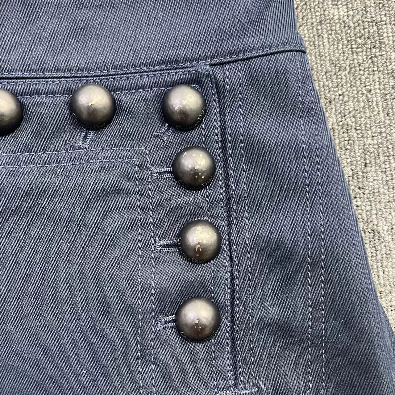 Dior Dior Button-Decorated High-Waist Shorts Size 38" / US 16 / IT 52 - 4 Thumbnail