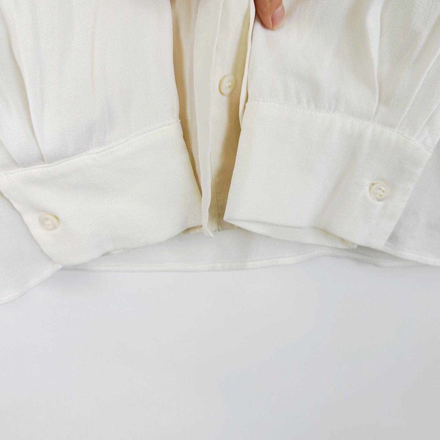 Miu Miu Miu Miu Silk Court Bow Shirt Size XS / US 0-2 / IT 36-38 - 6 Thumbnail