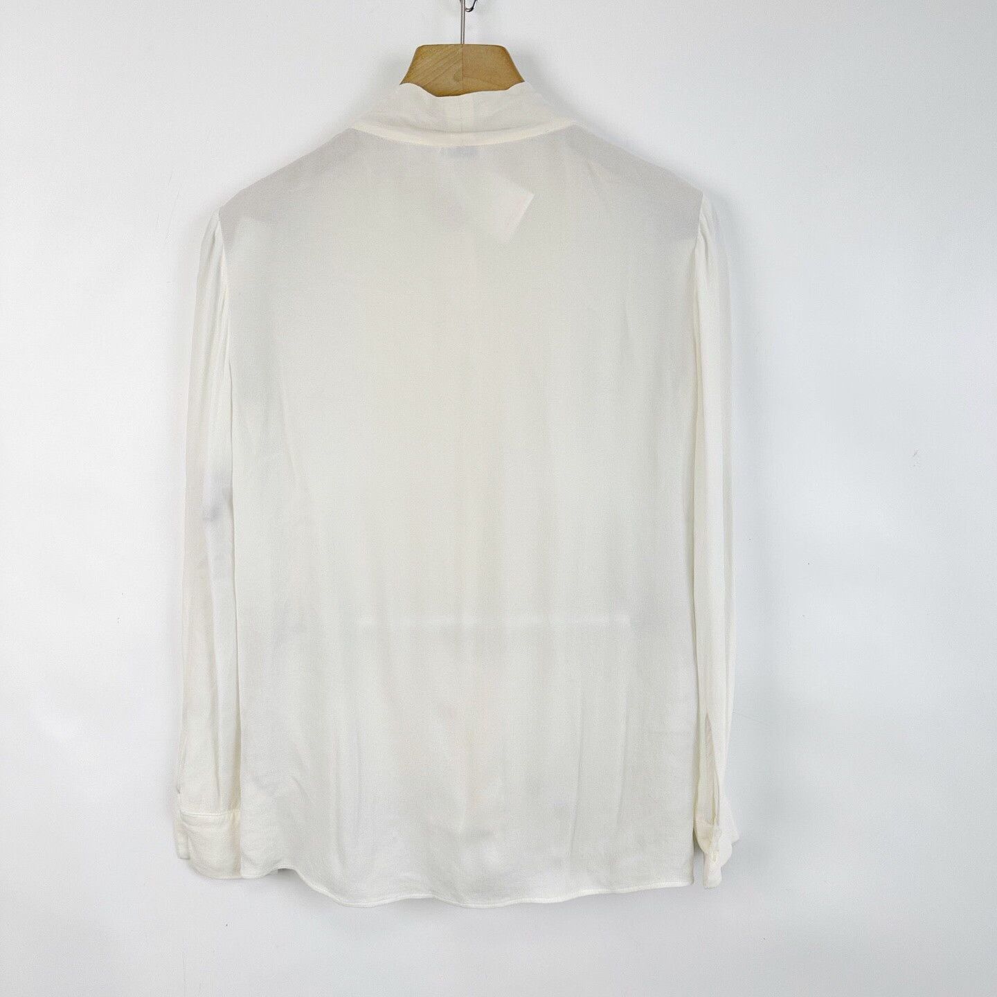 Miu Miu Miu Miu Silk Court Bow Shirt Size XS / US 0-2 / IT 36-38 - 2 Thumbnail