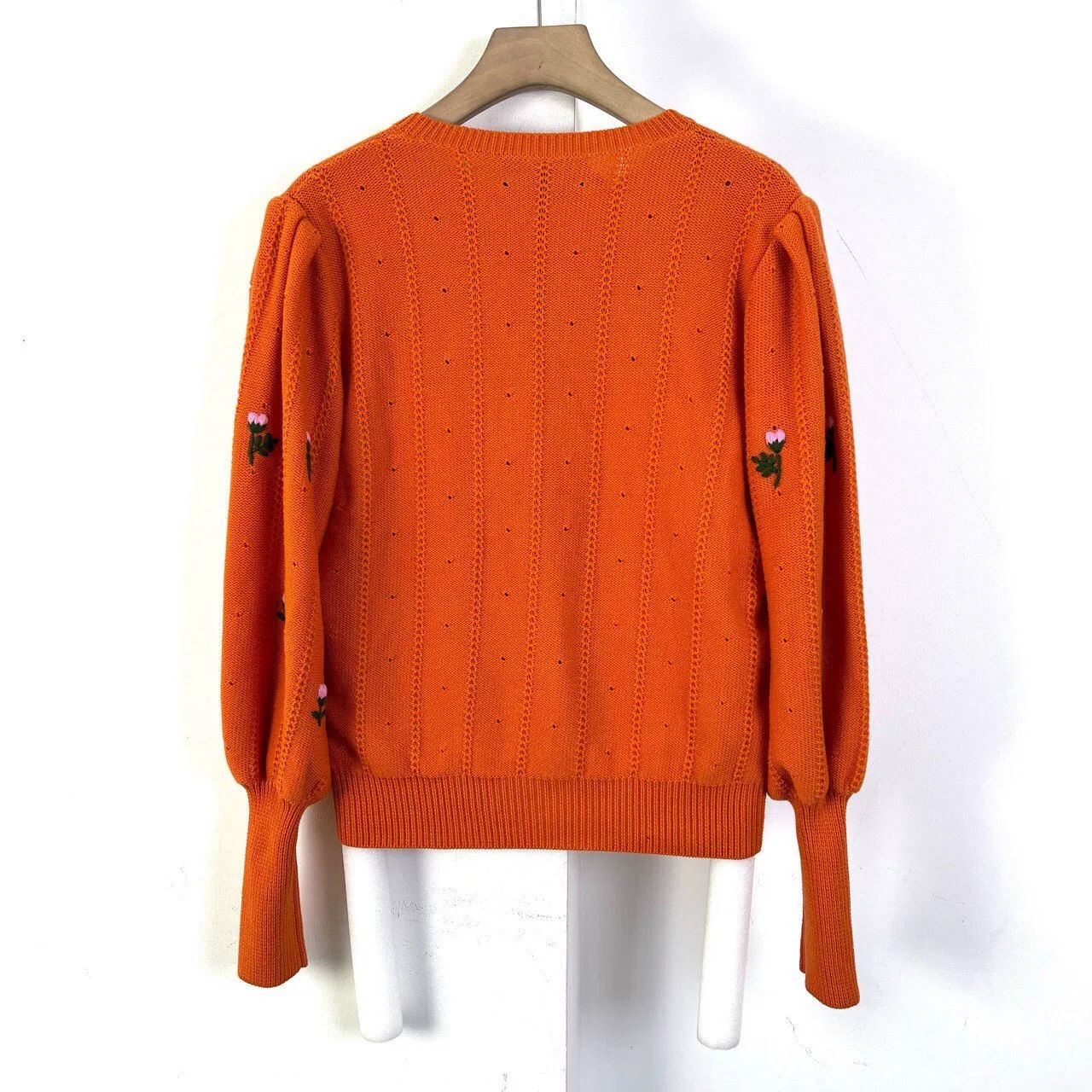 Gucci Gucci Small Flower Embroidery Puff Sleeve Sweater Size M / US 6-8 / IT 42-44 - 2 Thumbnail