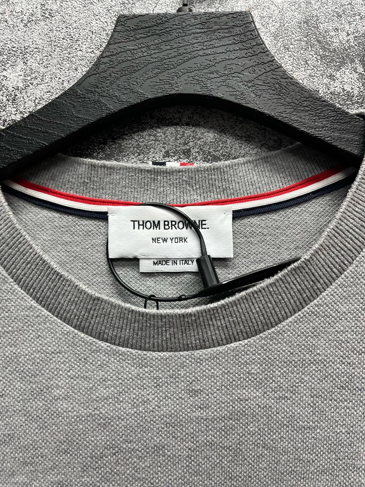 Thom Browne Thom Browne Classic Four-Bar Short-Sleeve Size US L / EU 52-54 / 3 - 5 Thumbnail
