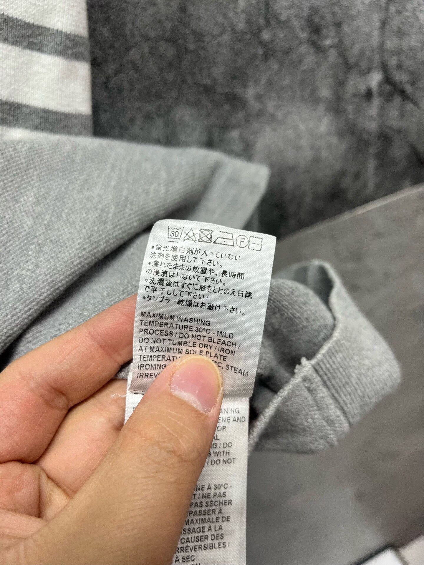 Thom Browne Thom Browne Classic Four-Bar Short-Sleeve Size US L / EU 52-54 / 3 - 4 Thumbnail