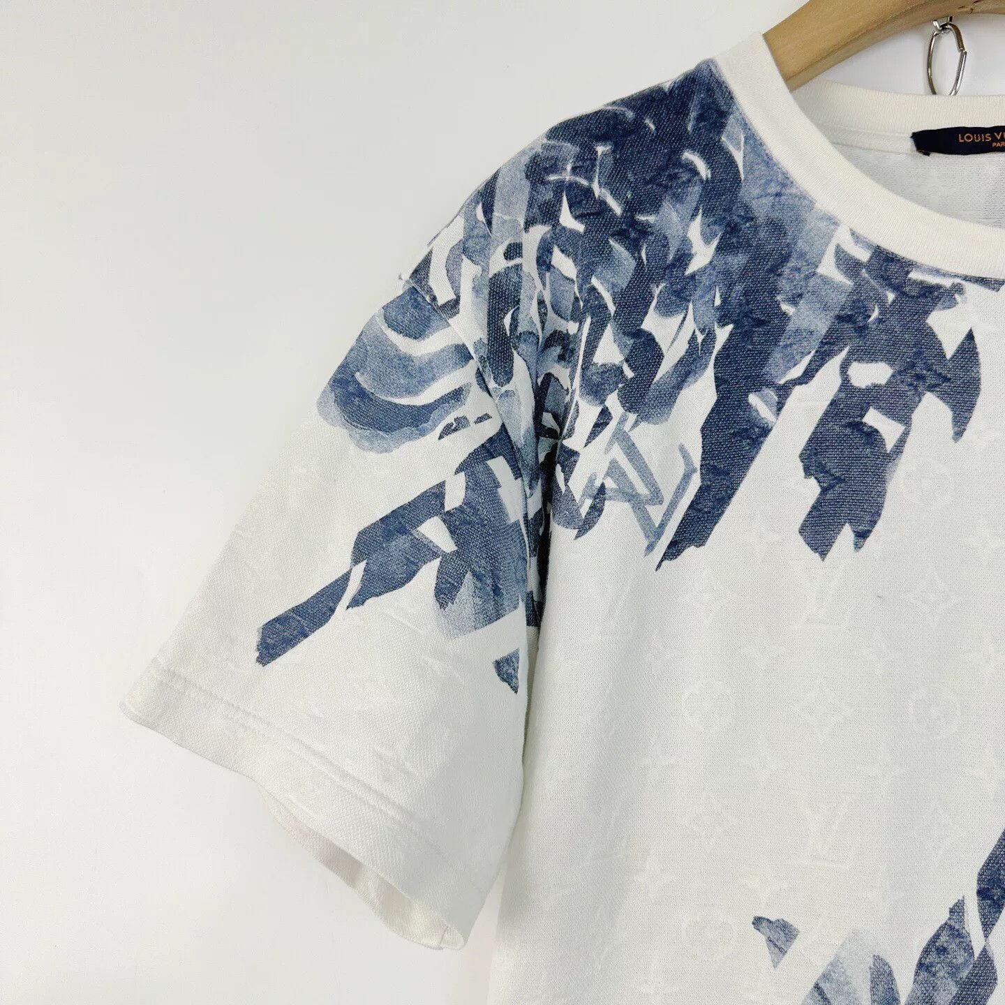 Louis Vuitton Louis Vuitton New White Floral Monogram T-shirt Size S / US 4 / IT 40 - 5 Thumbnail