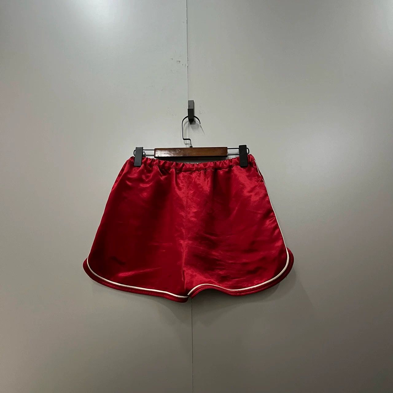 Gucci Gucci GG Cherry Embroidery Shorts Size 38" / US 16 / IT 52 - 3 Thumbnail