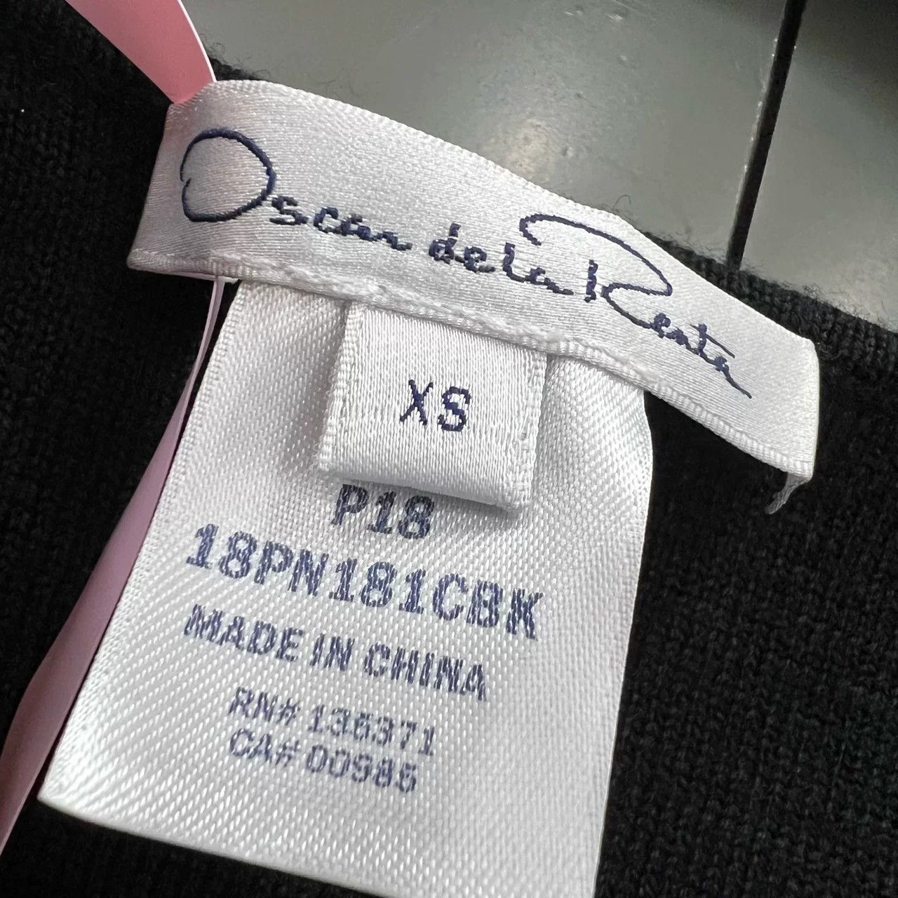 Oscar De La Renta Oscar de la Renta Black Mesh Panel Top XS Size XS / US 0-2 / IT 36-38 - 3 Thumbnail