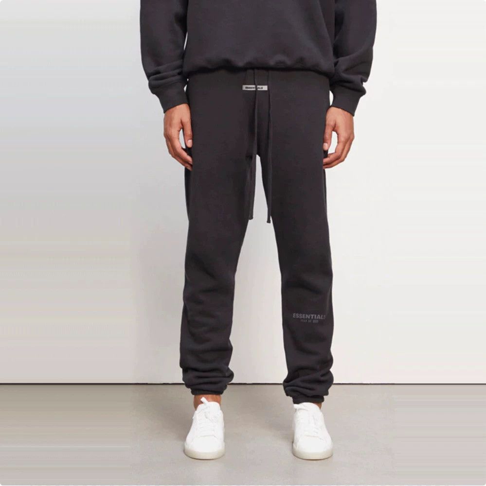 Fear of God Fear of God ESSENTIALS Black Sweatpants XXS Size US 26 / EU 42 - 3 Thumbnail