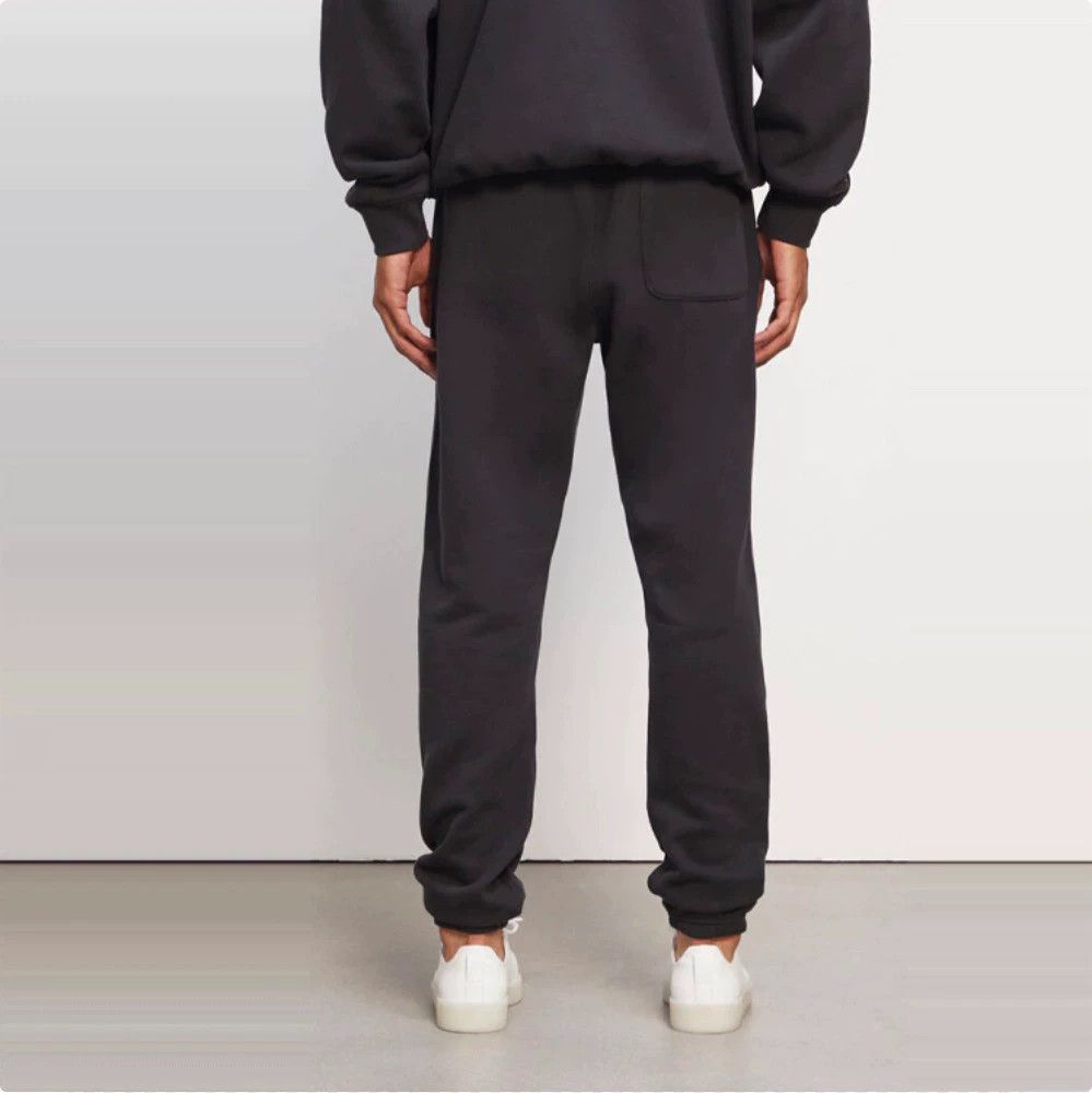 Fear of God Fear of God ESSENTIALS Black Sweatpants XXS Size US 26 / EU 42 - 4 Thumbnail