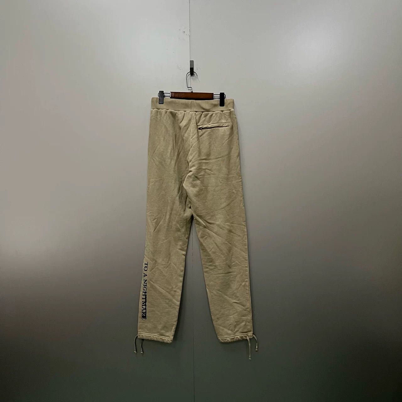1017 ALYX 9SM 1017 ALYX 9SM Khaki Logo Drawstring Pants Size US 35 - 2 Thumbnail