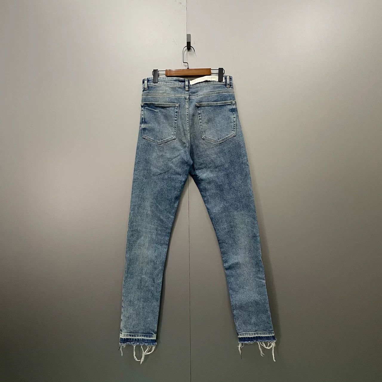 Tomorrowland Tomorrow Blue Washed Distressed Jeans Size US 30 / EU 46 - 2 Thumbnail
