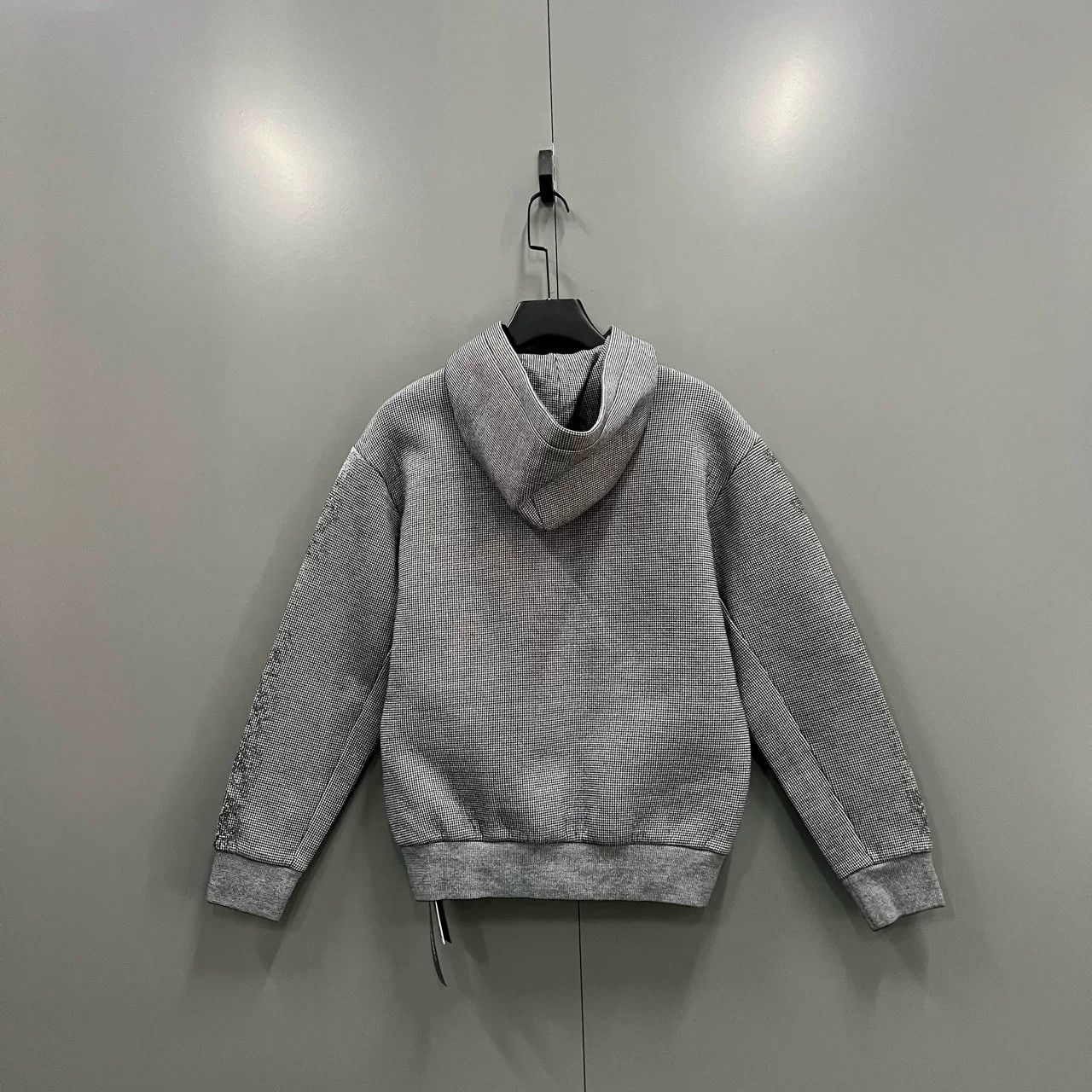 Louis Vuitton Louis Vuitton Wizard of Oz Portrait Hoodie Size XS / US 0-2 / IT 36-38 - 3 Thumbnail