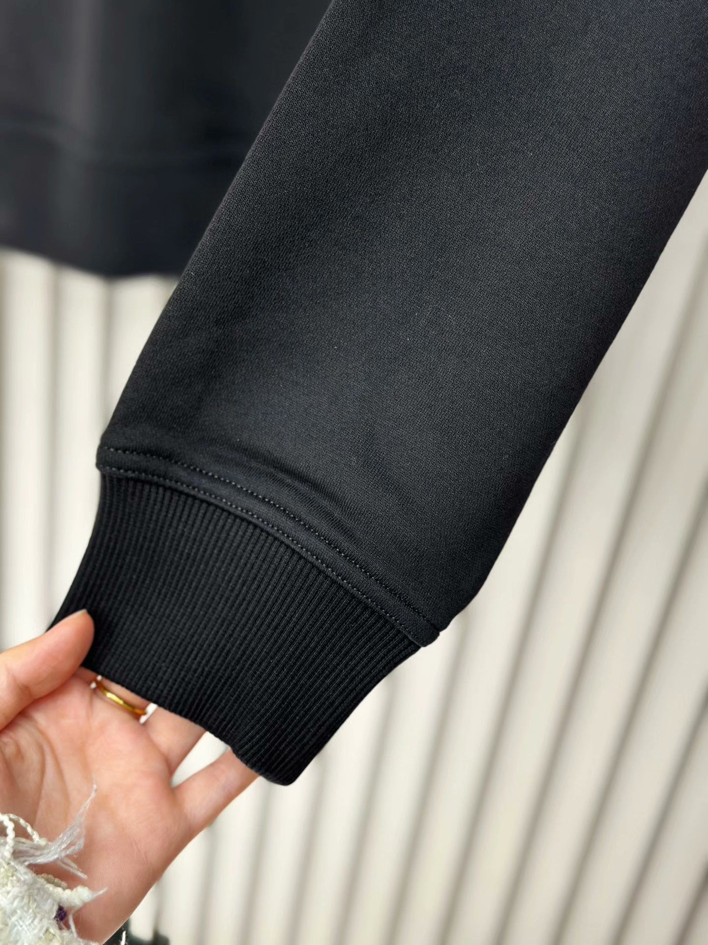 Burberry Burberry Black Round Neck Fleece Sweatshirt Size US M / EU 48-50 / 2 - 4 Thumbnail