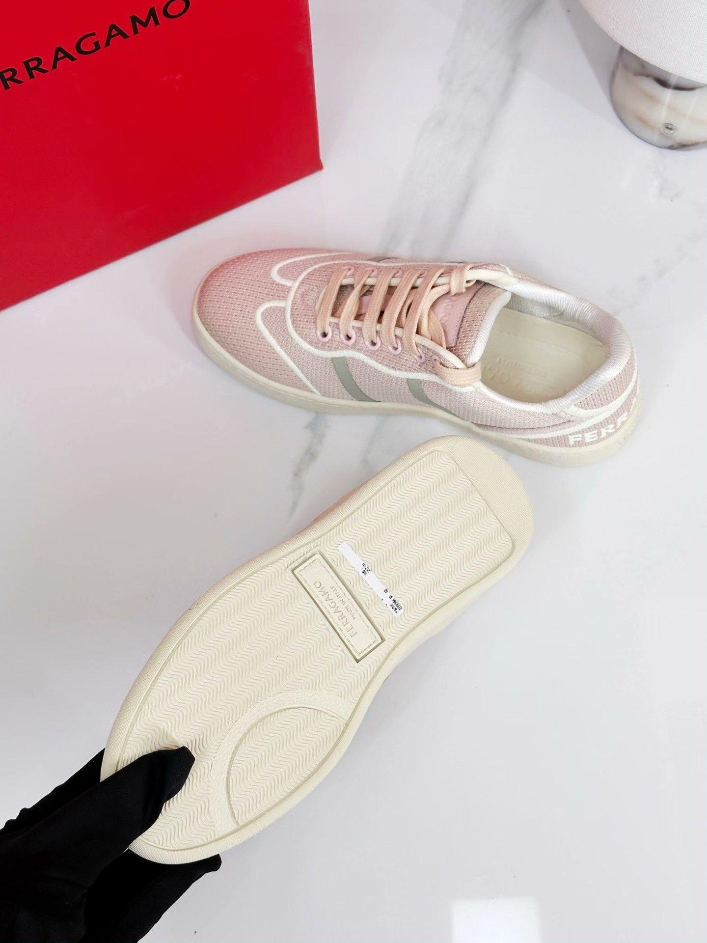 Salvatore Ferragamo Ferragamo Pink Casual Sneakers Size US 4 / IT 34 - 5 Thumbnail