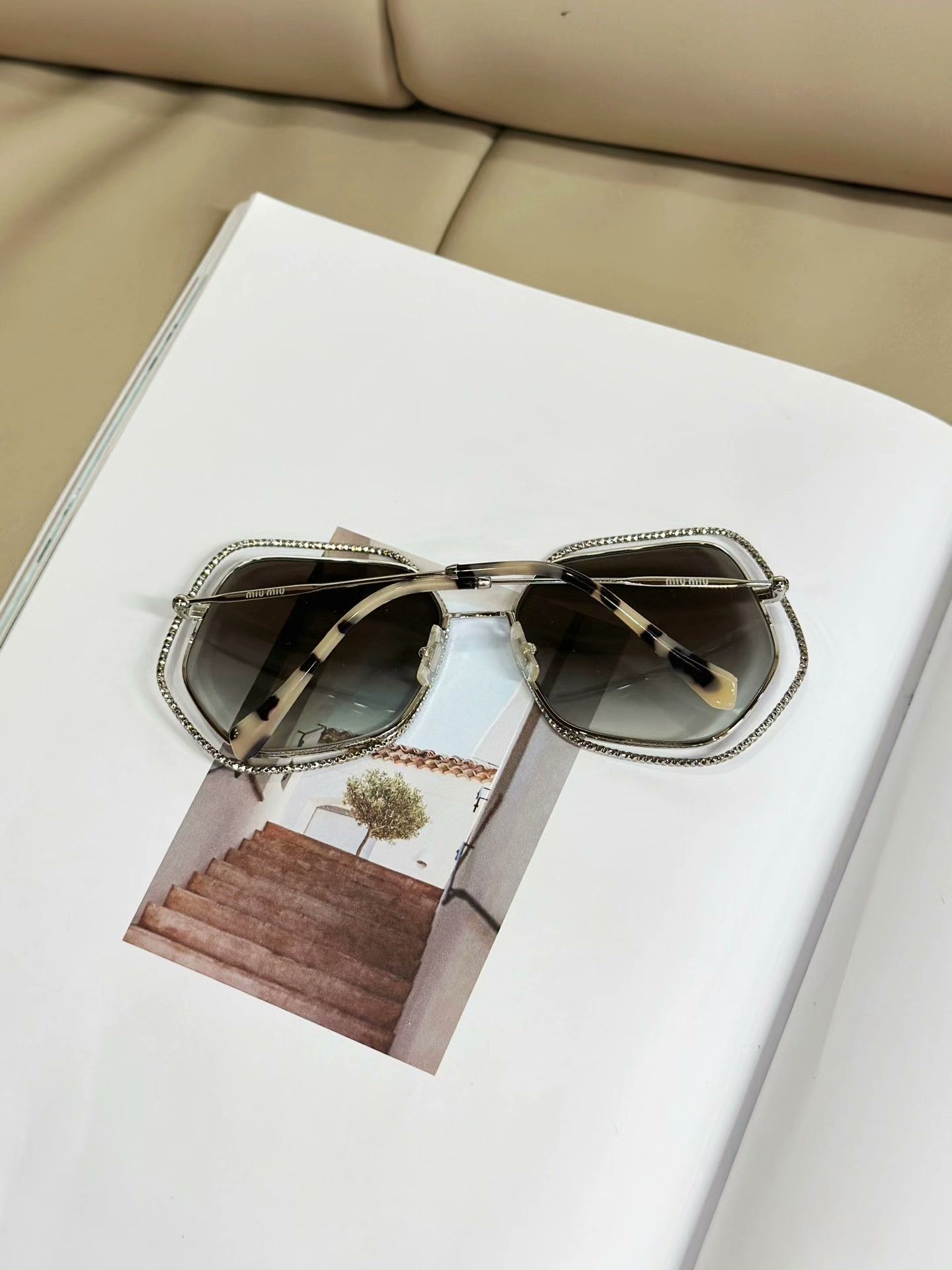 Miu Miu MIUMIU Silver Irregular Casual Sunglasses Size ONE SIZE - 3 Thumbnail