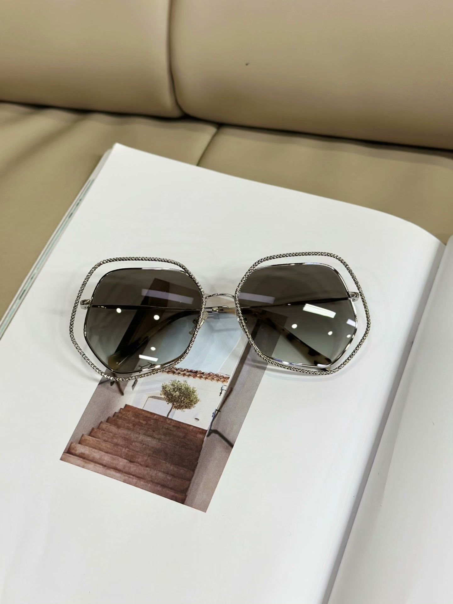Miu Miu MIUMIU Silver Irregular Casual Sunglasses Size ONE SIZE - 2 Thumbnail