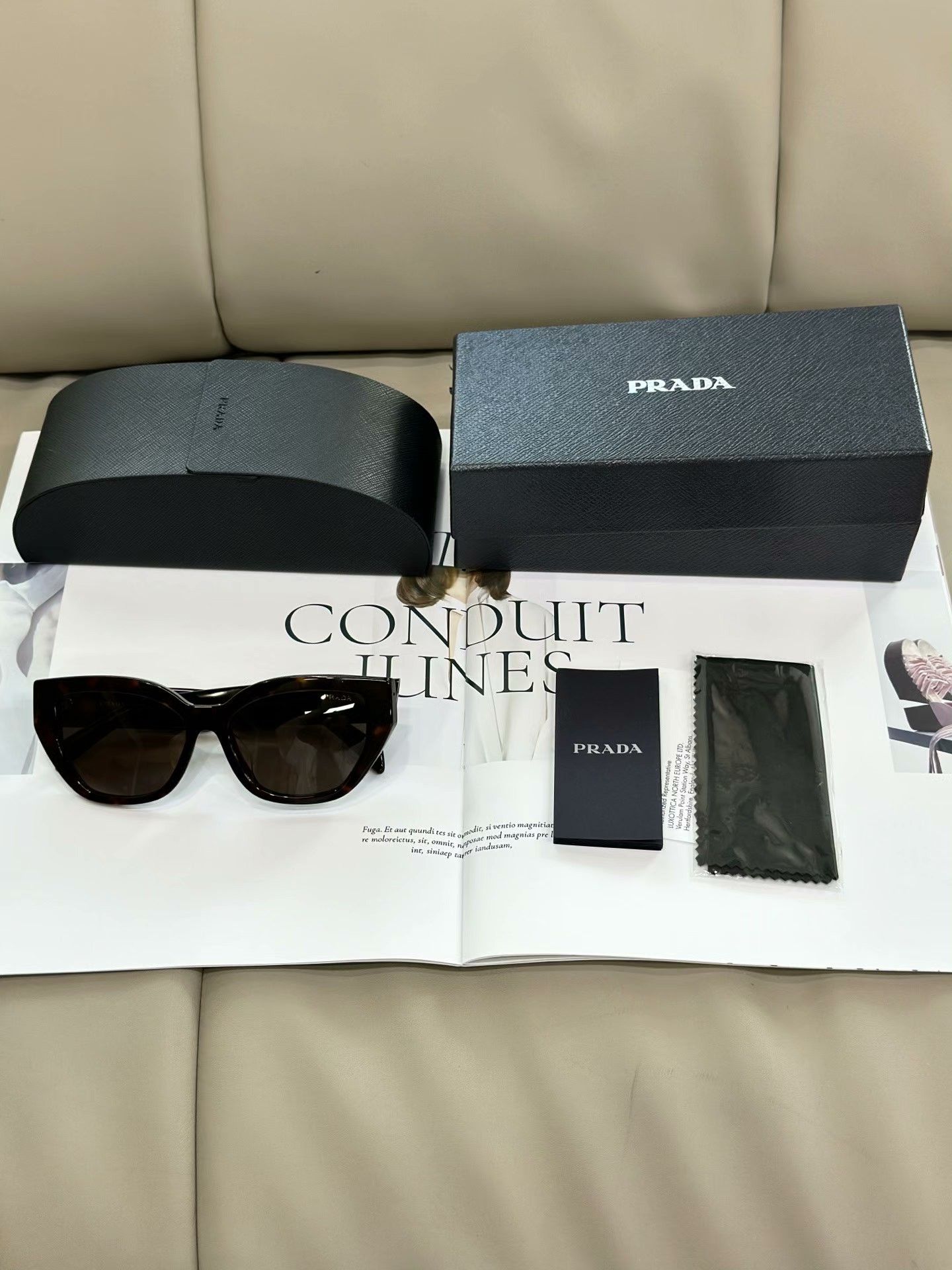 Prada PRADA Tortoiseshell Irregular Sunglasses Size ONE SIZE - 9 Thumbnail