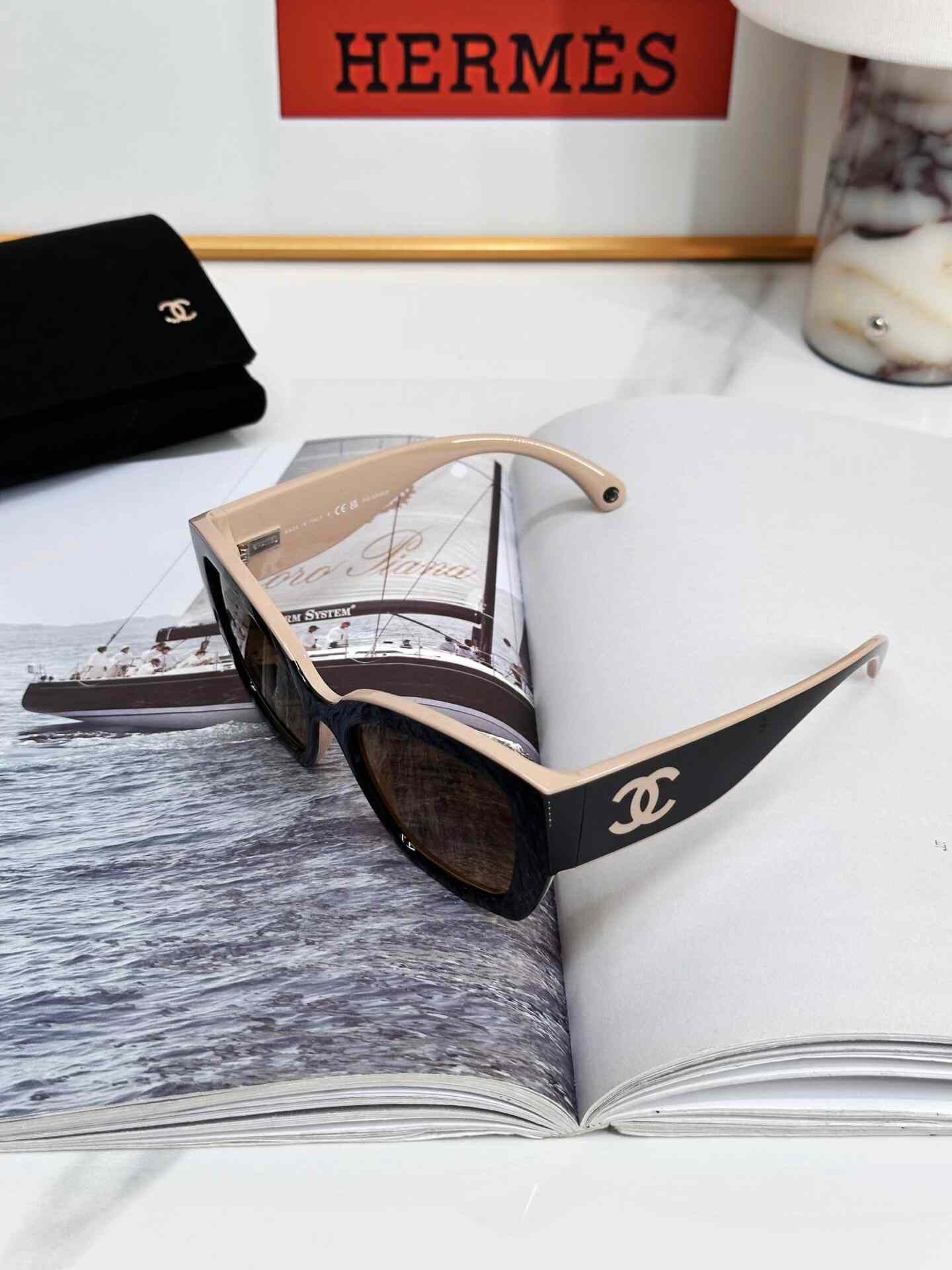 Chanel CHANEL Black Colorblock Irregular Sunglasses Size ONE SIZE - 4 Thumbnail