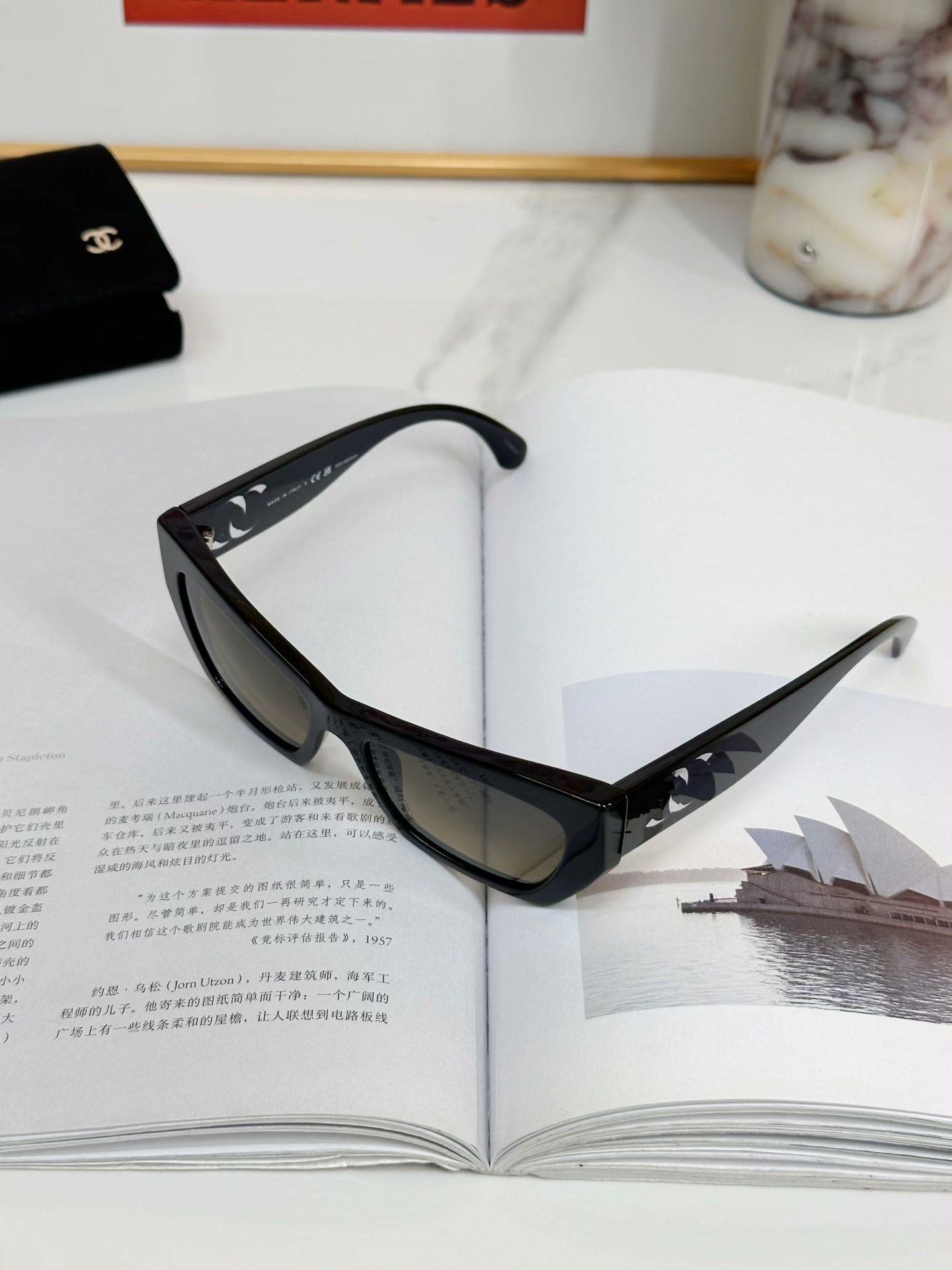 Chanel CHANEL Black Cat-Eye Sunglasses Size ONE SIZE - 4 Thumbnail