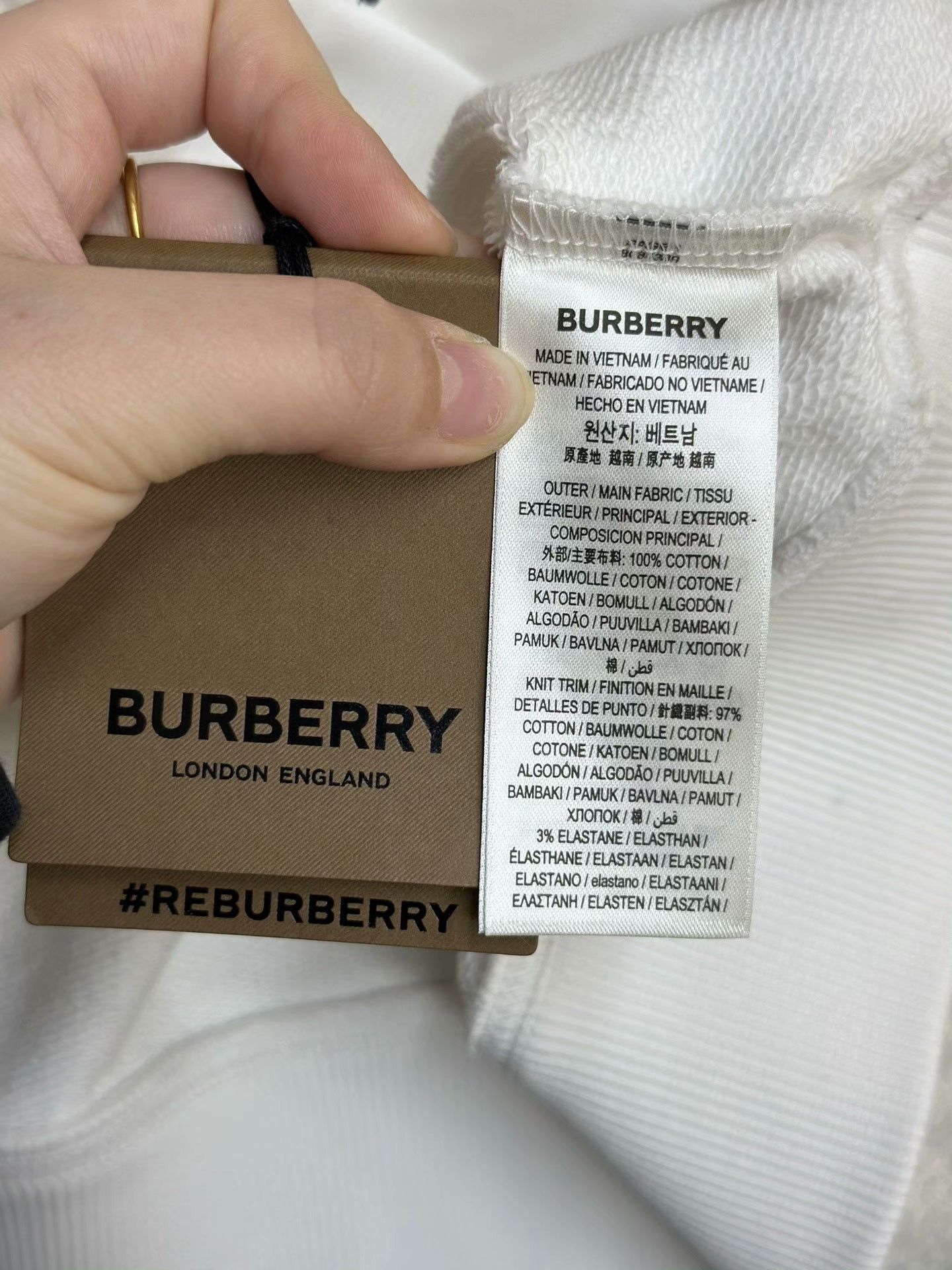 Burberry Burberry White Casual Pullover Sweatshirt Size US M / EU 48-50 / 2 - 5 Thumbnail
