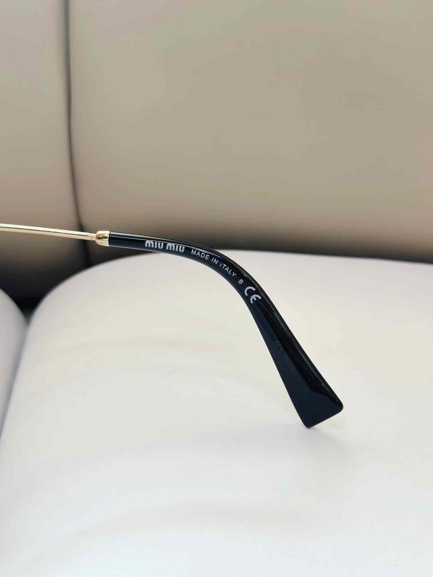Miu Miu Miumiu Tortoiseshell Irregular Plain Glasses Size ONE SIZE - 8 Thumbnail