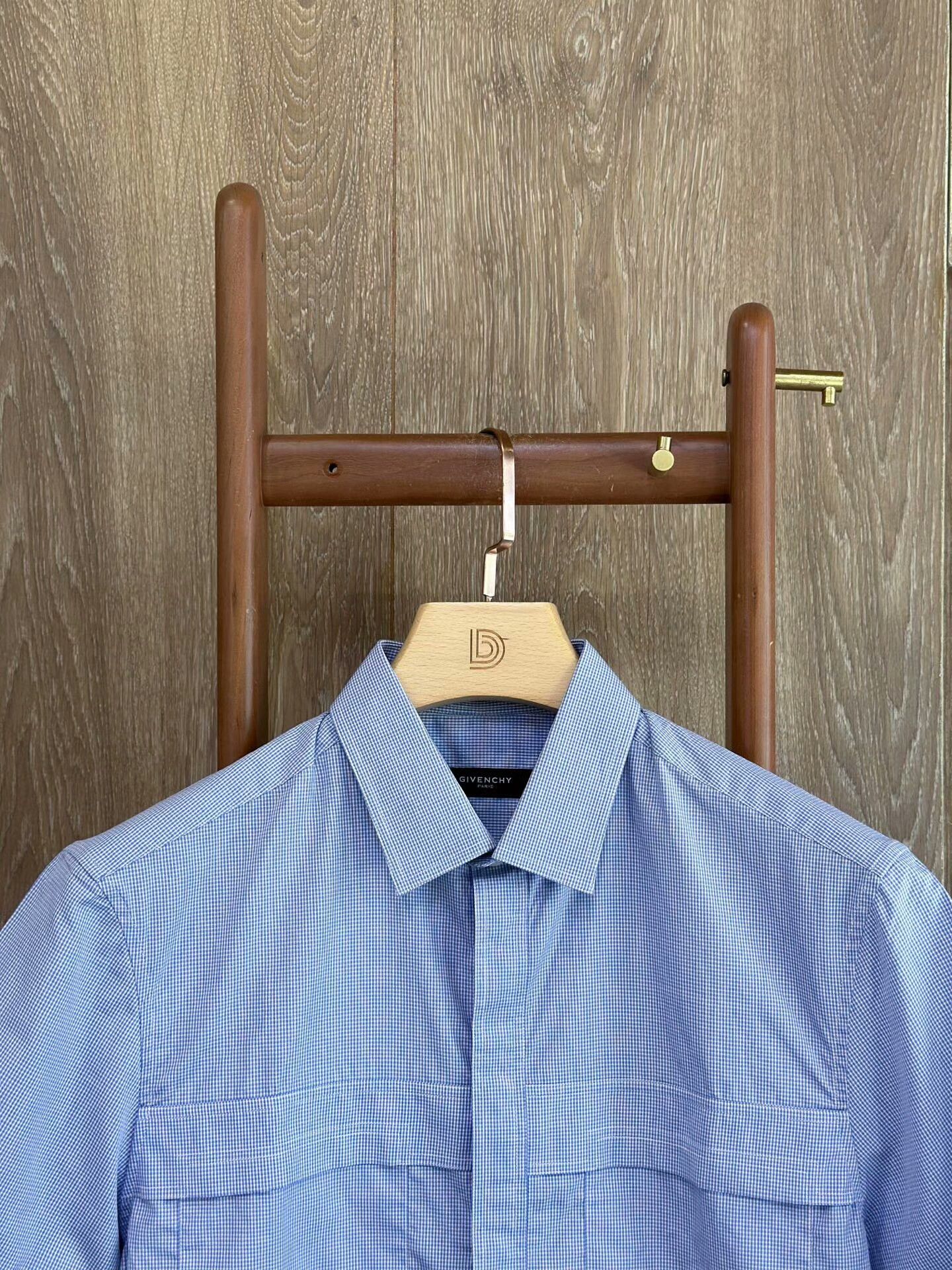 Givenchy GIVENCHY Blue Casual Short-Sleeve Shirt Size US XXS / EU 40 - 3 Thumbnail