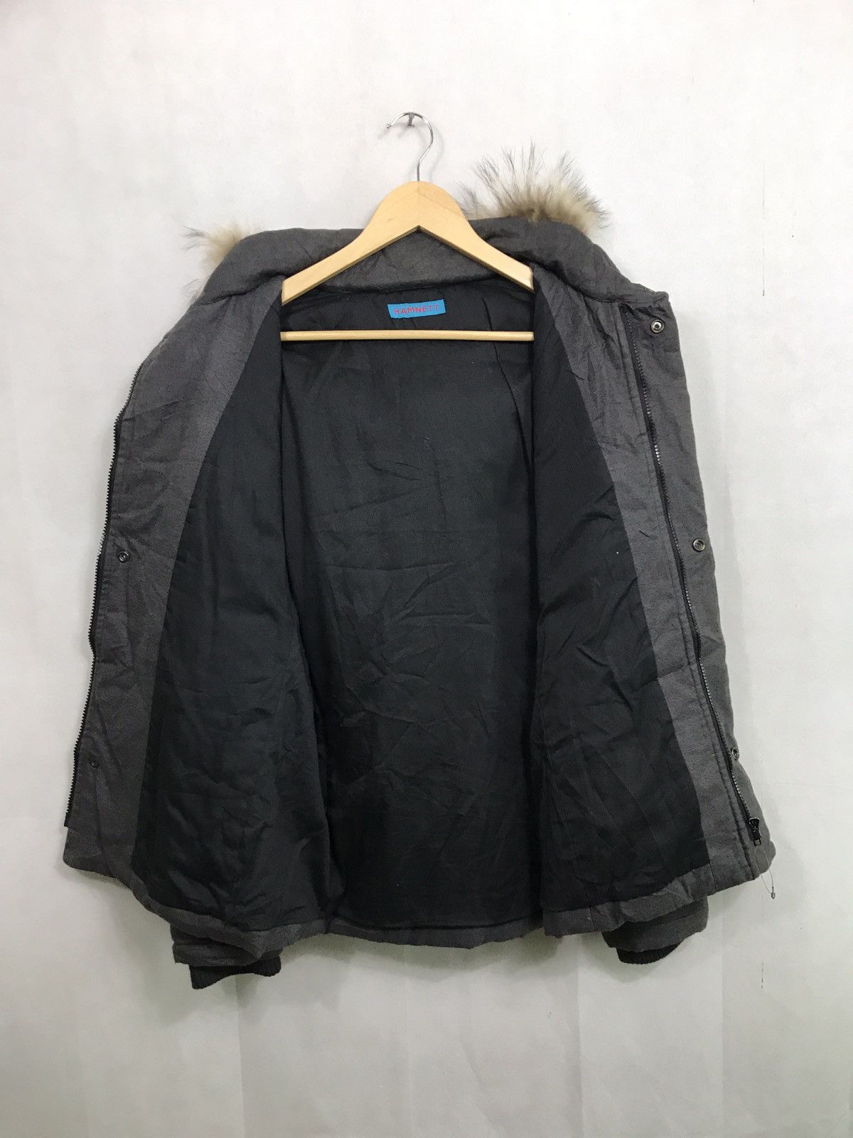 Katharine Hamnett London 🔊🔥FINAL DROP🔥NEED TO GONE TODAY💢Hamnet fur trim jacket Size US M / EU 48-50 / 2 - 6 Thumbnail